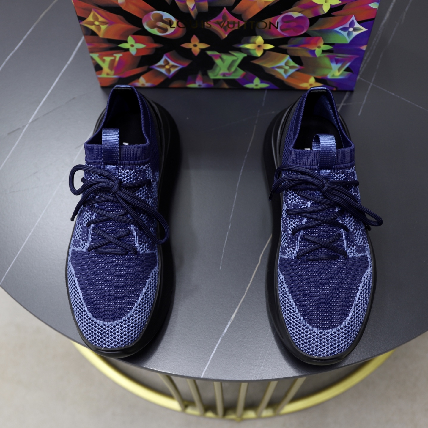 NO:280689,♂♂ Brand LV Louis Vuitton Standard Code 38-44 (45 customized) Grade official website The same model Material original knitted material splicing Comfortable and breathable inner Lightweight wear-resistant sports sole Style category Men's fashion casual shoes Running Sports shoes Honorable luxury brand elements Top luxury Color real picture color,,louis vuitton,louis vuitton,sneakers19860909♂♂♂ 品牌LV路易威登 标准码38-44（45订做） 等级官网同款 材料原版针织材料拼接 舒适透气内里 轻便耐磨运动大底 款式类别男士时尚休闲鞋 跑步 运动鞋 尊贵奢侈品大牌元素 顶级奢华 颜色实物图片色,,louis vuitton,louis vuitton,sneakers,Men's shoes