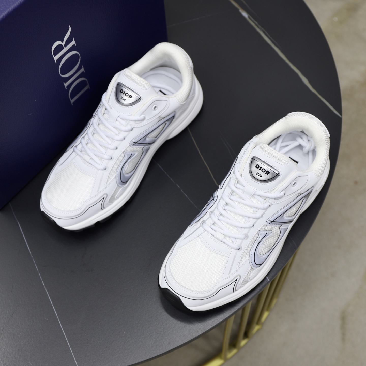 Dior B30 White Mesh & Technical Fabric Sneakers with Reflective Details 3 i1746548225468 5396 0 1
