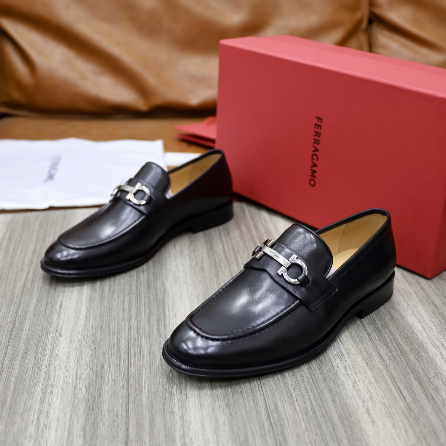 Salvatore Ferragamo Men's Leather Loafers with Gancini Ornament 6 i1746720989637 4094 0 4