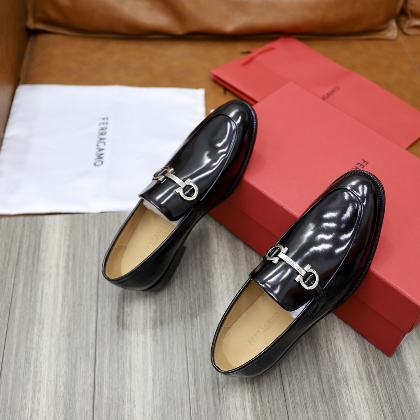 Salvatore Ferragamo Men's Leather Loafers with Gancini Ornament, Black 10 i1746721039295 5850 0 8