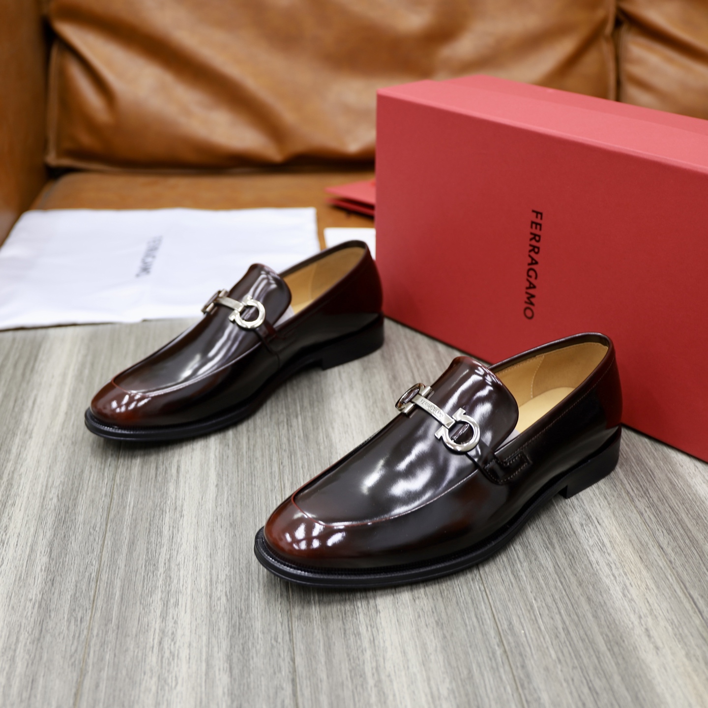 Ferragamo Men's Leather Loafers with Gancini Ornament - Casual & Formal 6 i1746721056390 8922 0 4