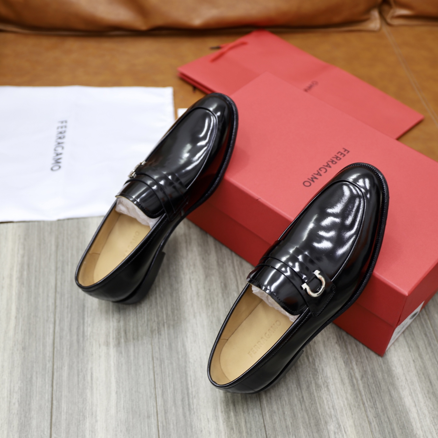 Ferragamo Men's Leather Loafers - Classic Style, Modern Appeal, Size 39-44 10 i1746721106731 8518 0 8
