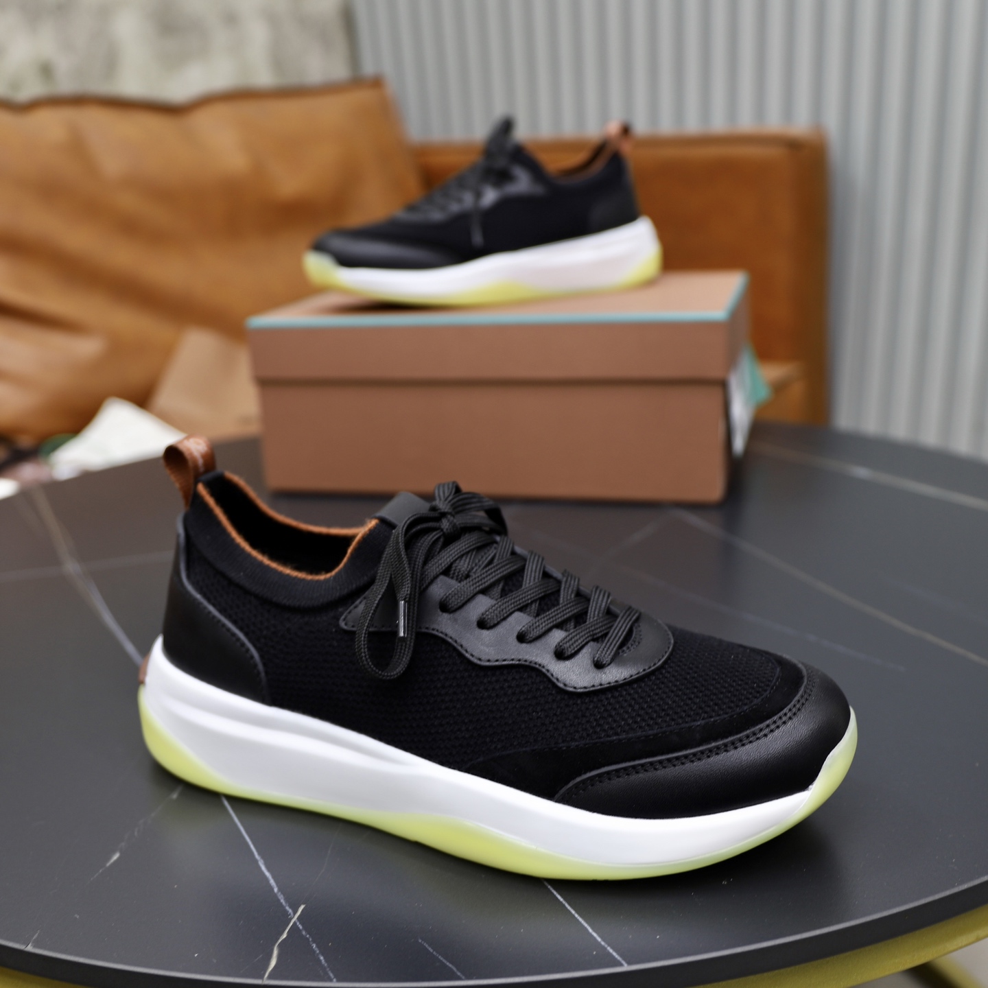 ：330Loropiana  LPsize ；38-44 「45.46 custom」 Piel de vaca acolchada pie realmente especialmente bueno
