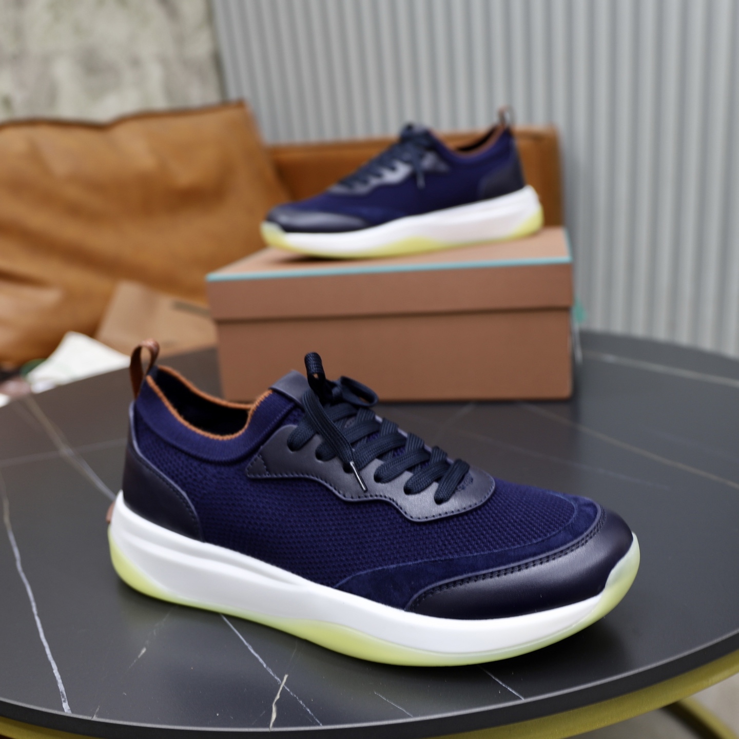 ：330Loropiana  LPsize ；38-44 「45.46 custom」 Piel de vaca acolchada pie realmente especialmente bueno