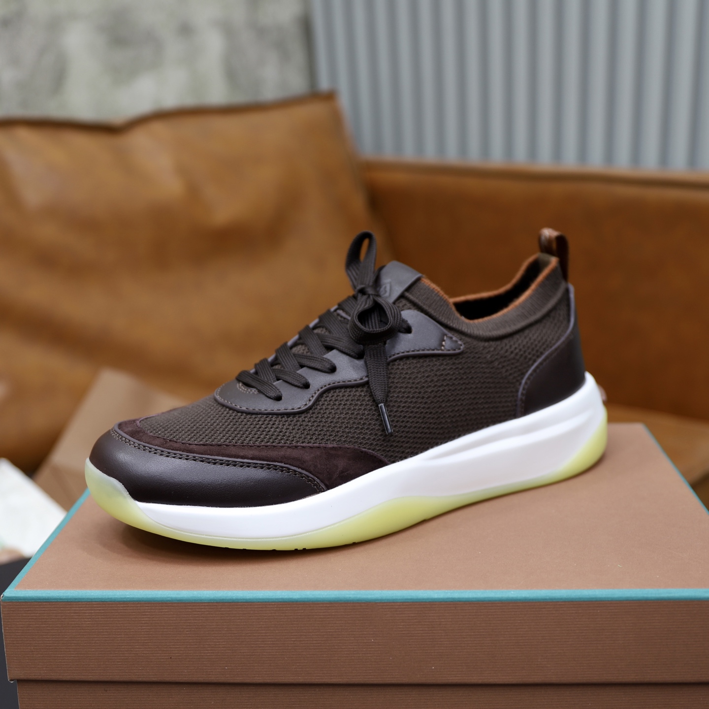 ：330Loropiana  LPsize ；38-44 「45.46 custom」 Piel de vaca acolchada pie realmente especialmente bueno
