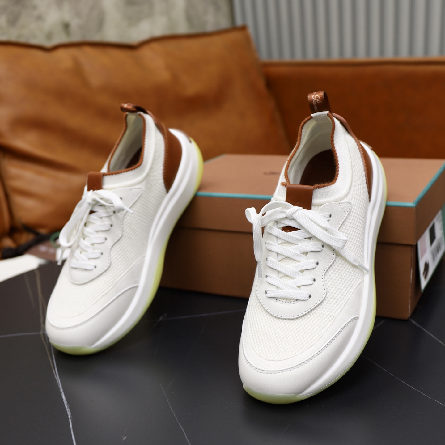 ：330Loropiana  LPsize ；38-44 「45.46 custom」 Piel de vaca acolchada pie realmente especialmente bueno
