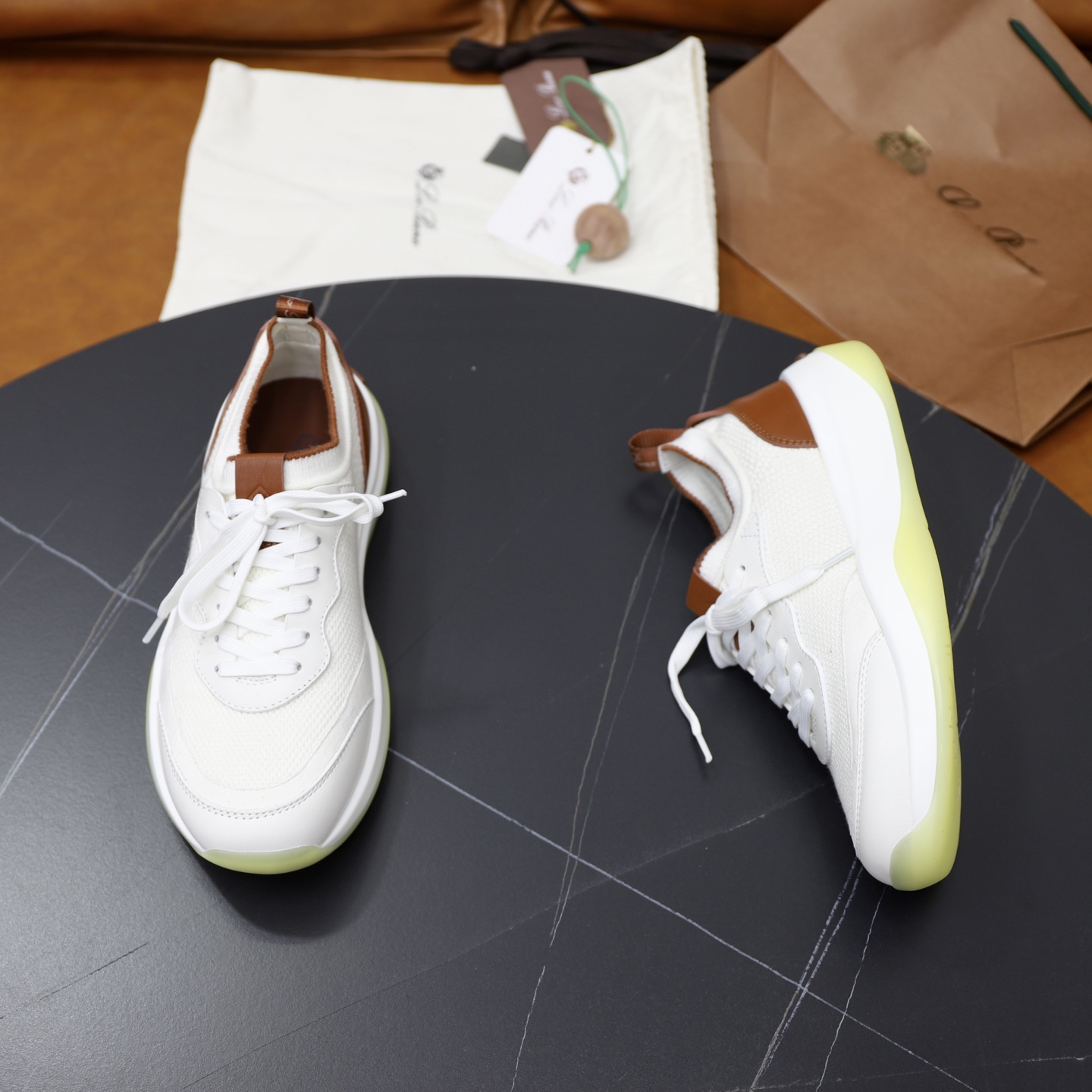 ：330Loropiana  LPsize ；38-44 「45.46 custom」 Piel de vaca acolchada pie realmente especialmente bueno