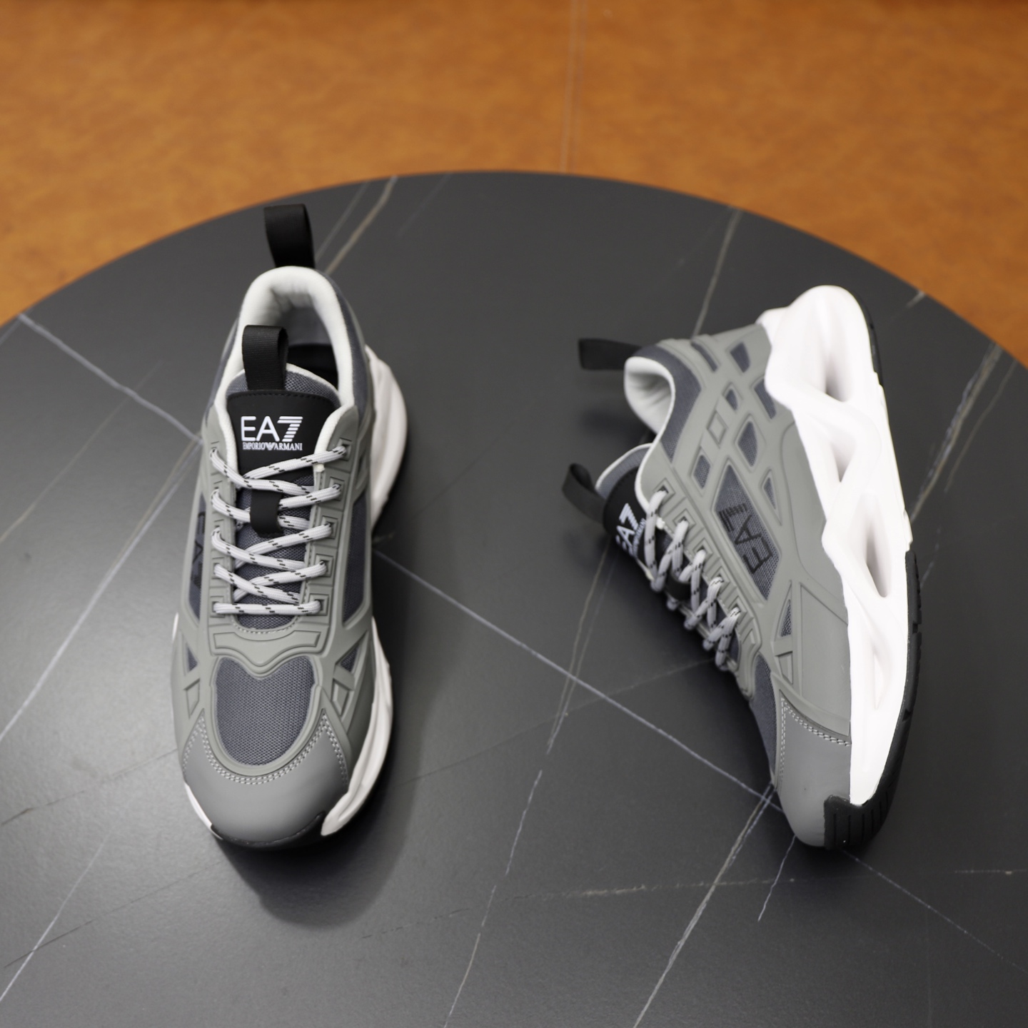 precio de fábrica: Marca: Armani ARM NI código estándar: 39-45 Grado: sitio web oficial con el mismo
