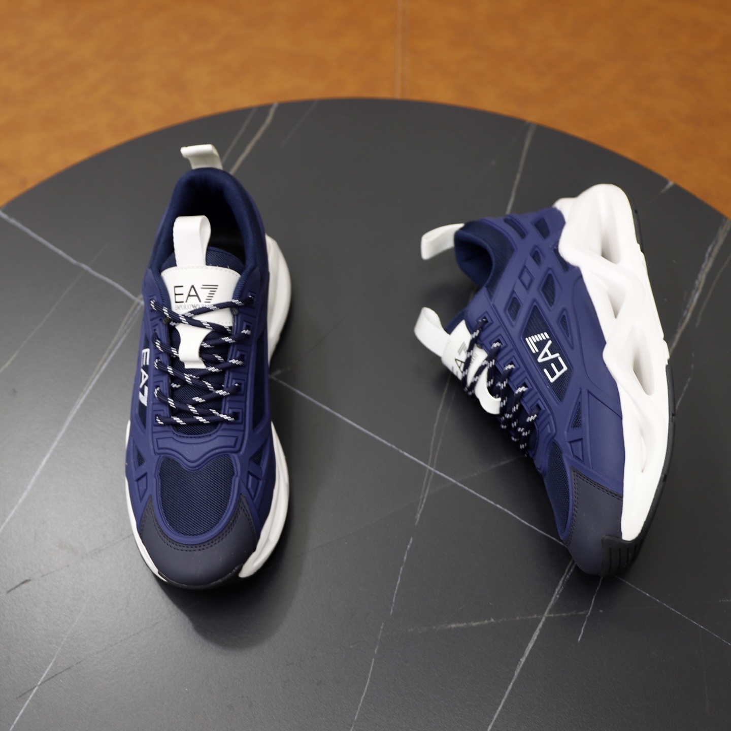 precio de fábrica: Marca: Armani ARM NI código estándar: 39-45 Grado: sitio web oficial con el mismo