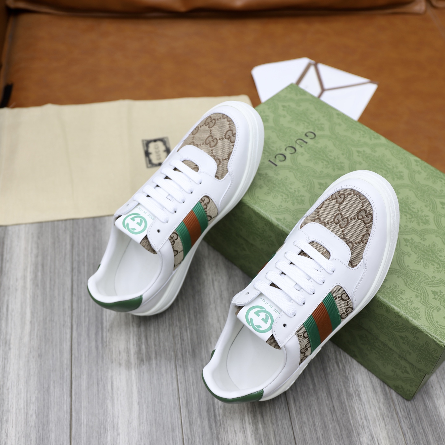 Gucci Men's Leather Sneakers with Iconic GG Supreme Canvas Detail 10 i1746894442808 3423 0 8