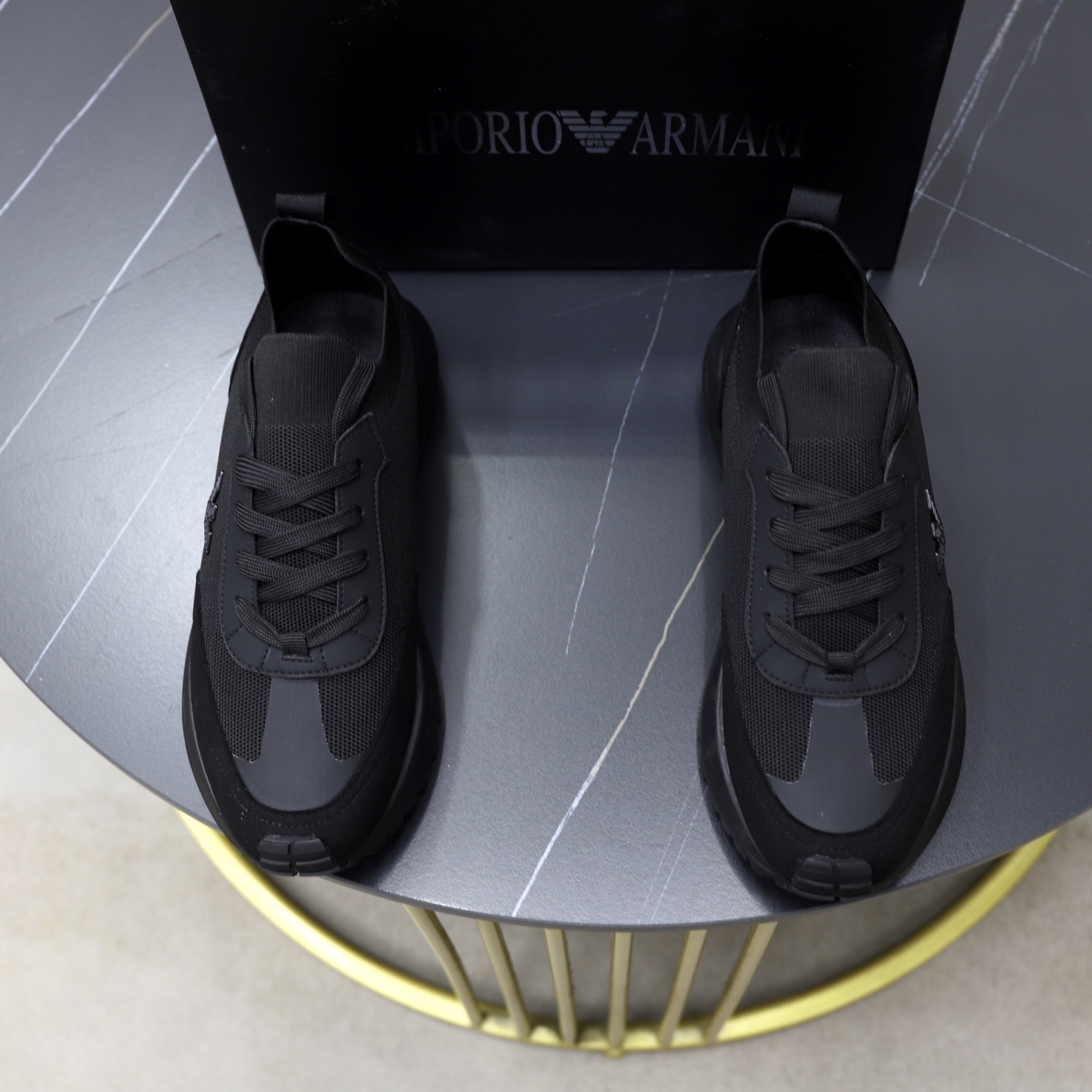 NO:345803,♂♂ Brand Armani ARM NI Standard Code 39-44 (45 customized) Grade official website same model Material original leather splicing breathable cloth Comfortable inner Lightweight wear-resistant outsole Style category Men's fashion casual shoes Running Sports shoes Honorable luxury brand elements Top luxury Color real picture color, Armani, sneakers19860909♂♂♂ 品牌阿玛尼ARM NI 标准码39-44（45定制） 等级官网同款 材料原版皮料拼接透气布匹 舒适内里 轻便耐磨大底 款式类别男士时尚休闲鞋 跑步 运动鞋 尊贵奢侈品大牌元素 顶级奢华 颜色实物图片色,,armani,sneakers,Men's shoes