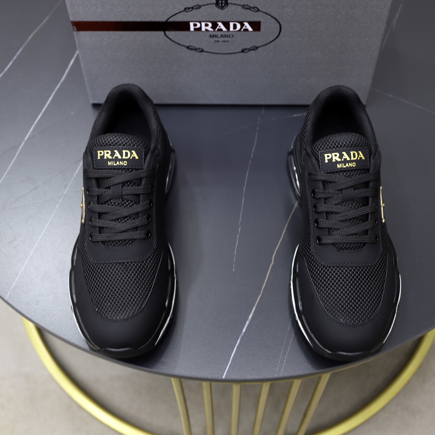 NO:350219,PRADA Prada] Men's shoes counter hit, high-quality shipping official website synchronized, original imported cowhide with comfortable mesh + cowhide inner, 1 to 1 replica, original air cushion original bottom, 38-45,, prada, prada, cowhide19860909PRADA普拉达】男鞋专柜爆款,高品质出货官网同步 原版进口牛皮配舒适网面+牛皮内里,1比1复刻 ,原厂抽空气垫原版底,38-45,,prada,prada,cowhide,Men's shoes