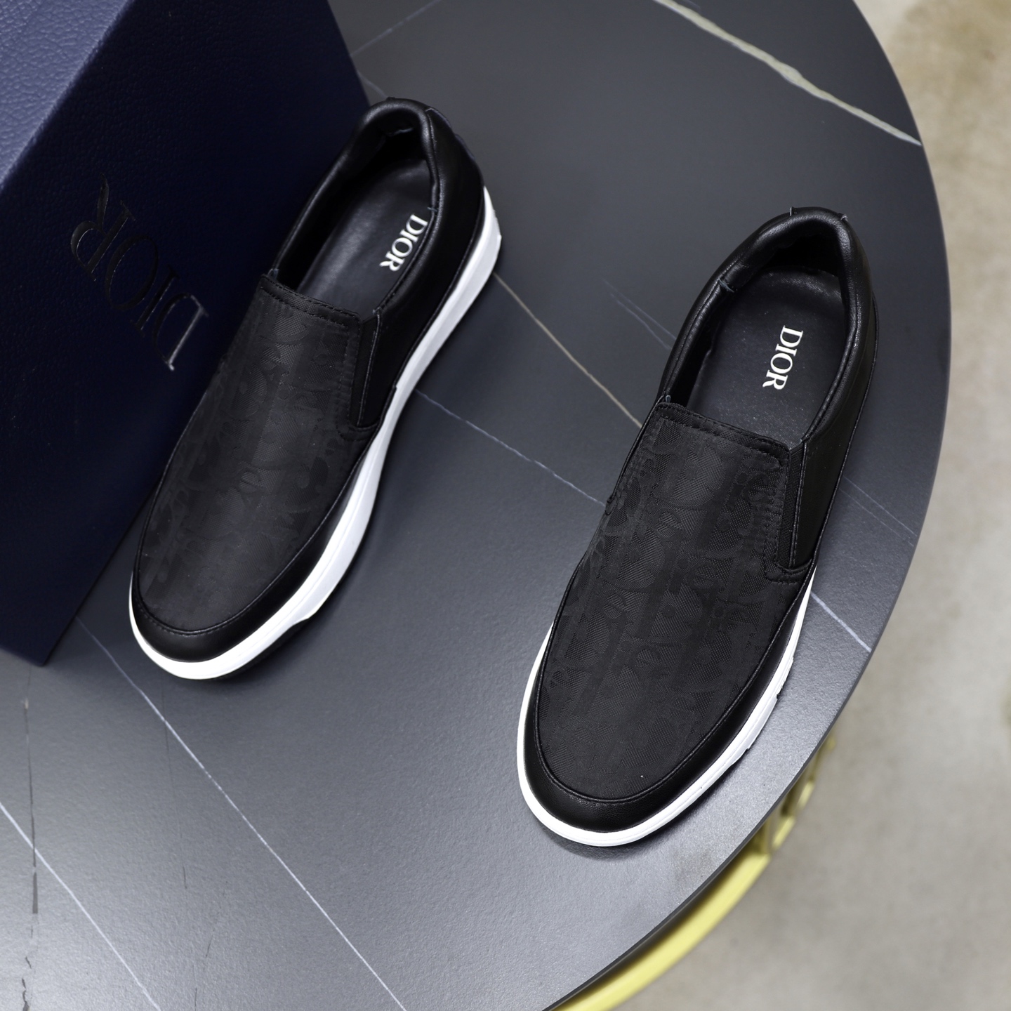 Dior Men's Black Oblique Galaxy Leather Slip-On Sneaker Shoes 3 i1752423088053 9300 0 1