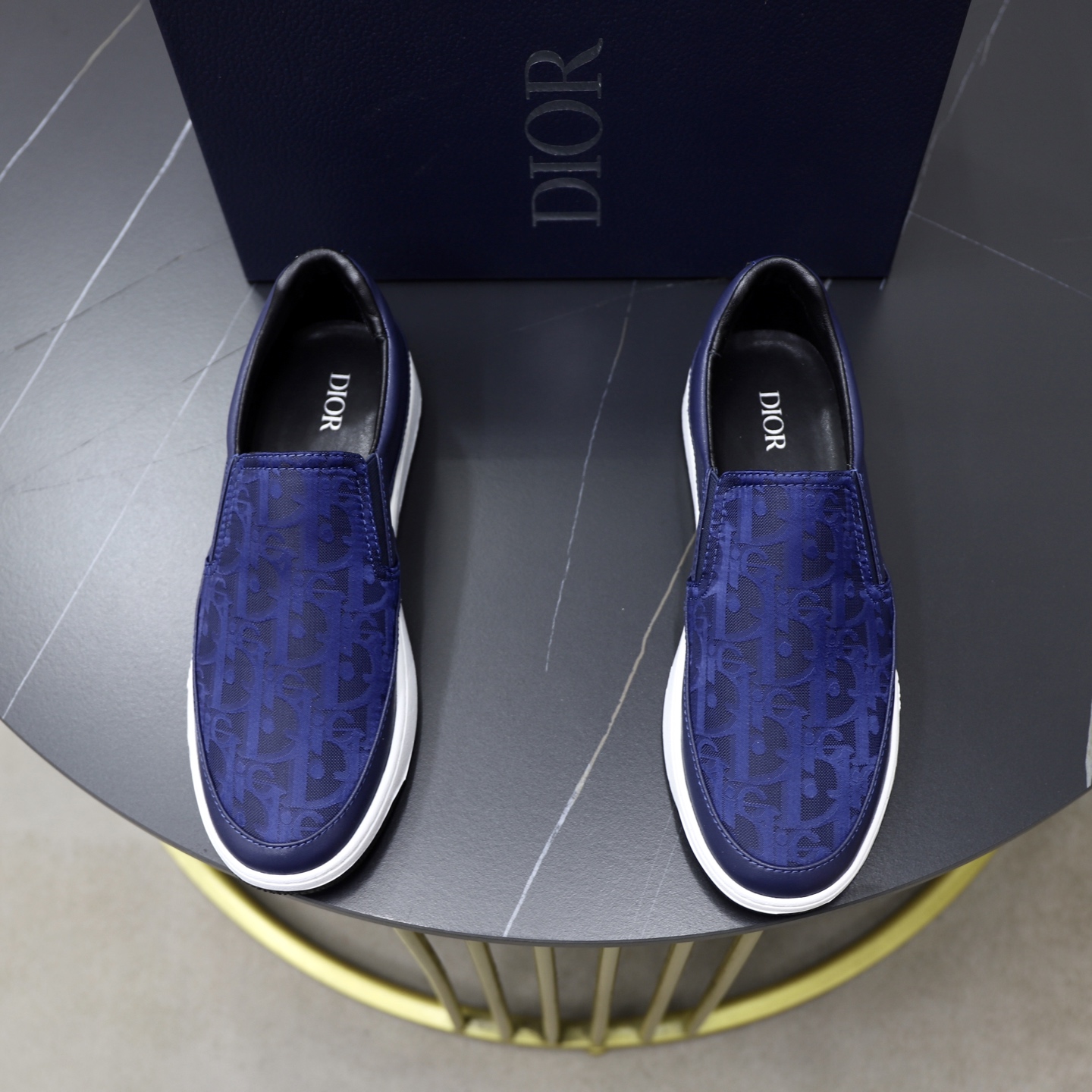 Dior Heren Slip-On Sneakers met Oblique Motief - Comfortabel en Stijlvol