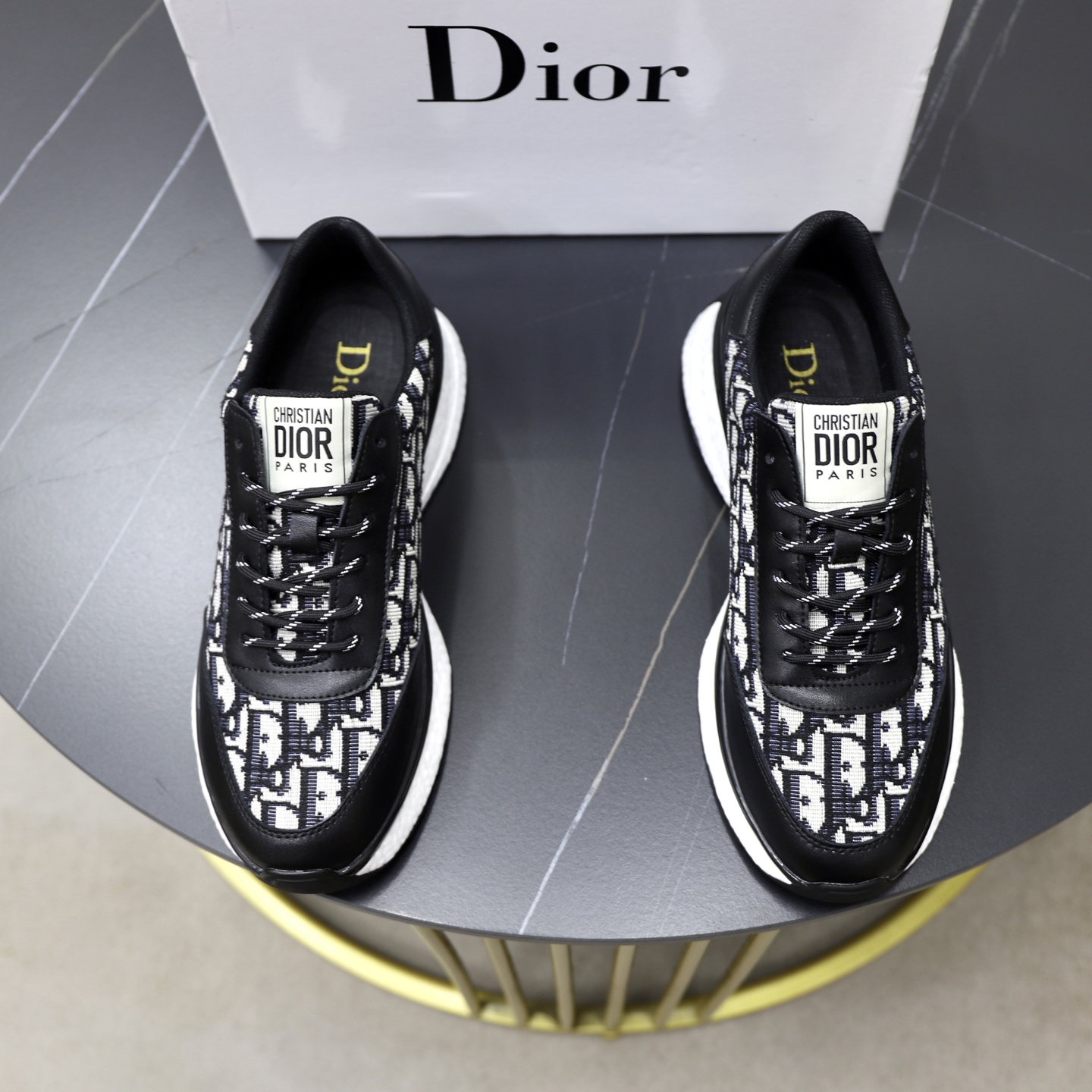 NO:353089,♂♂ Brand Dior DIOR Standard Code 38-44 (45 customized) Grade official website The same model Material original material splicing Comfortable and breathable inner Lightweight wear-resistant sports sole Style category Men's fashion casual shoes Running Sports shoes Honorable luxury brand elements Top luxury Color real picture color, Dior, dior, sneakers19860909♂♂♂ 品牌迪奥DIOR 标准码38-44（45订做） 等级官网同款 材料原版材料拼接 舒适透气内里 轻便耐磨运动大底 款式类别男士时尚休闲鞋 跑步 运动鞋 尊贵奢侈品大牌元素 顶级奢华 颜色实物图片色,,dior,dior,sneakers,Men's shoes