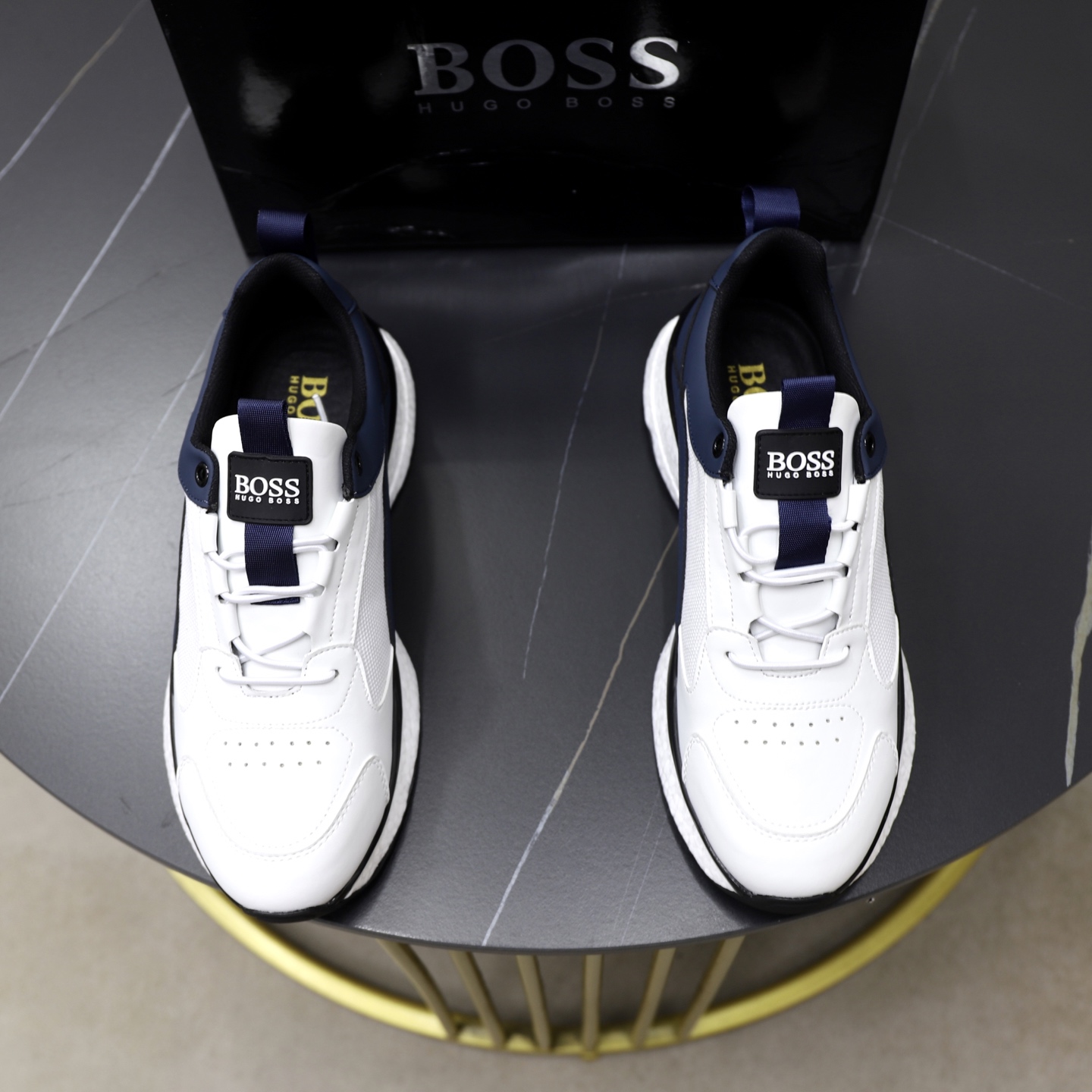 NO:353119,♂♂ Brand BOSS Standard Code 38-44 (45 customized) Grade official website The same model Material original material splicing Comfortable and breathable inner Lightweight wear-resistant sports sole Style category Men's fashion casual shoes Running Sports shoes Honorable luxury brand elements Top luxury Color real picture color, Sneakers19860909♂♂♂ 品牌BOSS 标准码38-44（45订做） 等级官网同款 材料原版材料拼接 舒适透气内里 轻便耐磨运动大底 款式类别男士时尚休闲鞋 跑步 运动鞋 尊贵奢侈品大牌元素 顶级奢华 颜色实物图片色,,sneakers,Men's shoes