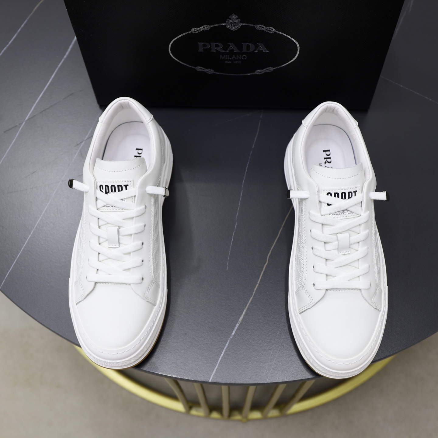 NO:354016,♂♂ Brand Prada PRADA standard code 38–44 (45 can be customized) Grade official website The same style Material original cowhide fabric Comfortable pig leather inner Lightweight wear-resistant outsole Style category Men's fashionable casual shoes and boots Running Sports shoes Prestige luxury brand elements Top luxury Color real picture color, Prada, prada, boots, sneakers, cowhide19860909♂♂♂ 品牌普拉达PRADA 标准码38–44（45可订做） 等级官网同款 材料原版牛皮面料 舒适猪皮内里 轻便耐磨大底 款式类别男士时尚休闲鞋靴 跑步 运动鞋 尊贵奢侈品大牌元素 顶级奢华 颜色实物图片色,,prada,prada,boots,sneakers,cowhide,Men's shoes