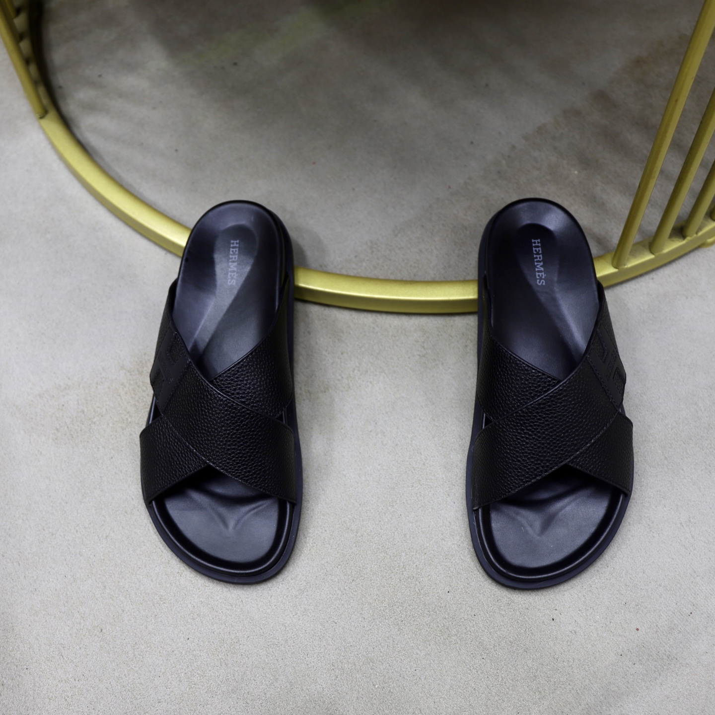 Hermes Leather Cross Sandals, Fashionable and Comfortable, for Couples 4 i1753891776597 298 0 2