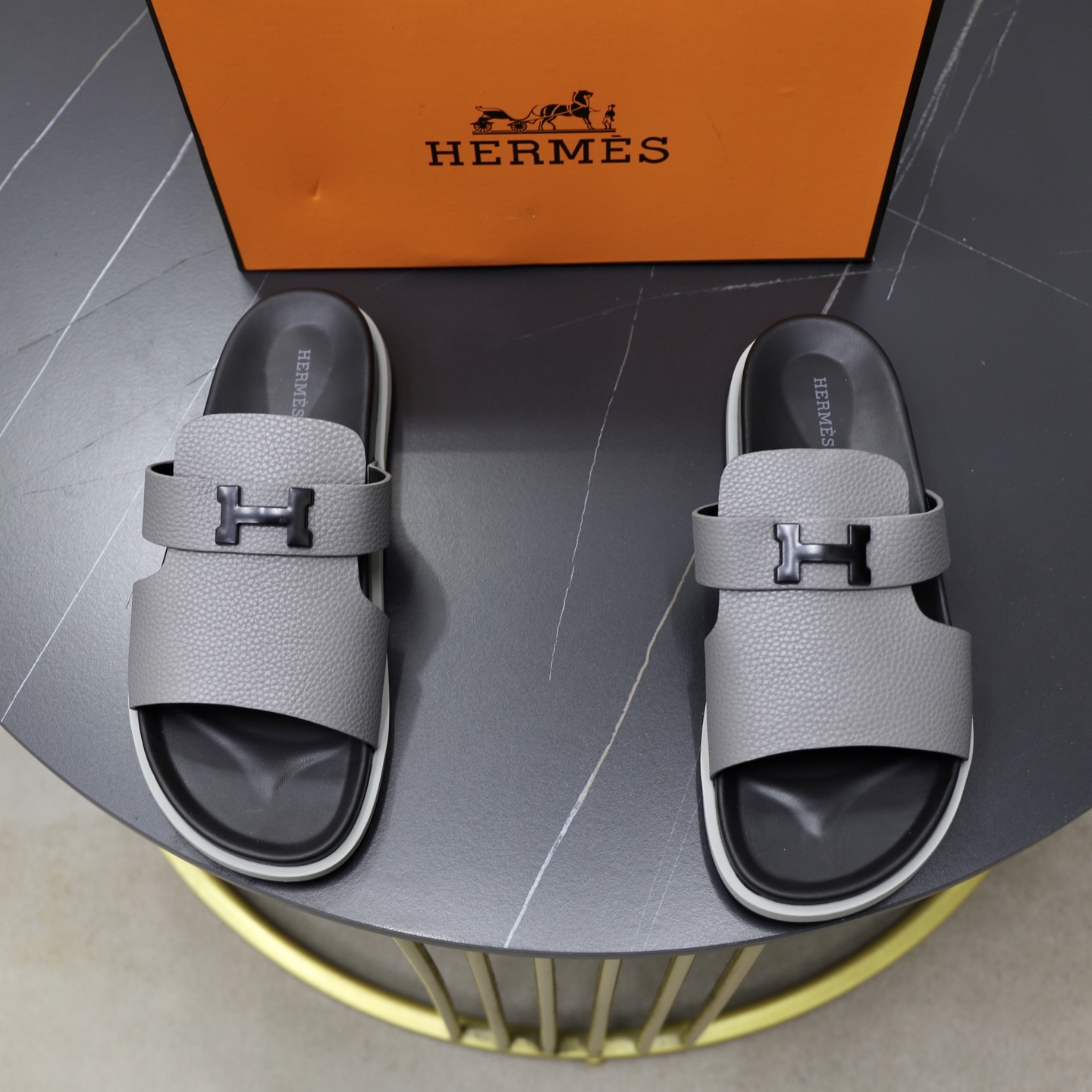 Hermes Leather Sandals for Men, Stylish Summer Sliders, Couple Style, Sizes 36-46
