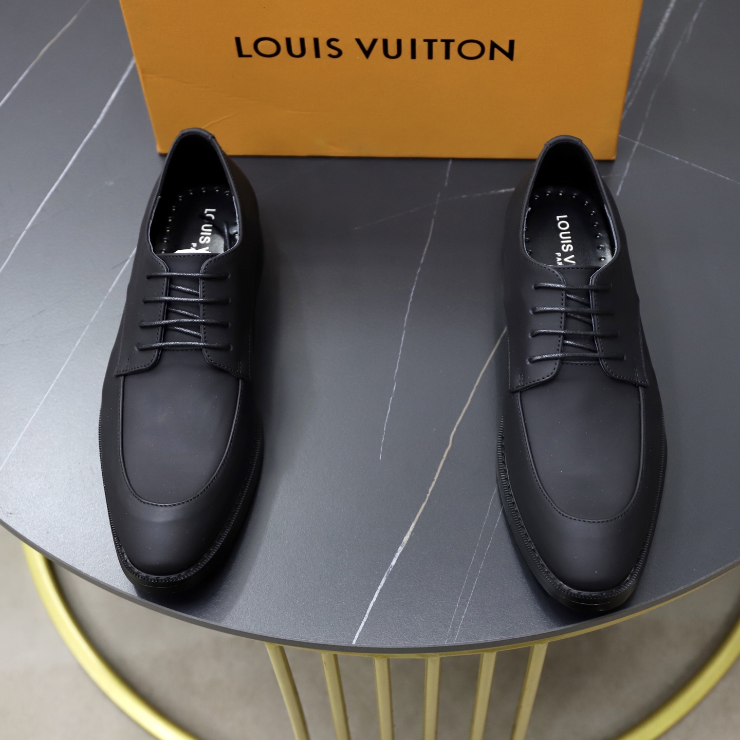 NO:589373,:♂♂♂Niuli Brand LV Louis Vuitton Size 38-44 (45 can be customized) Level Counter classic material Original soft cowhide upper Comfortable cowhide lining Original lightweight outsole Style category Business casual footwear Driving leather shoes Color Actual picture color, louis vuitton, louis vuitton, cowhide19860909:♂♂♂牛里 品牌LV路易威登 尺码38-44（45可定制） 等级 专柜经典款 材料 原版软牛皮鞋面 舒适牛皮内里 原版轻便大底 款式类别商务休闲套脚 驾车皮鞋 颜色实物图片色,,louis vuitton,louis vuitton,cowhide,Men's shoes