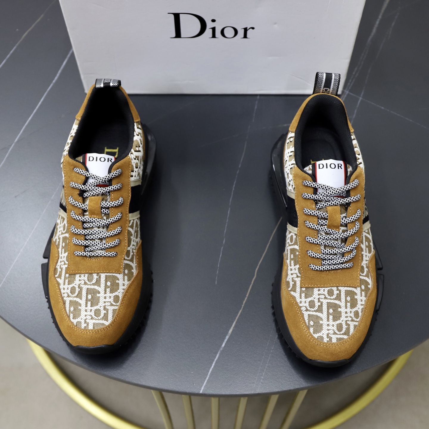 NO:663914,♂♂♂ Brand Dior DIOR Standard code 38-44 (customized at 45) The same grade as the official website. Materials: original cowhide material spliced ​​with brand cloth. Comfortable and breathable lining. Lightweight and wear-resistant sports outsole. Style category: men's fashionable casual shoes, running, sports shoes, noble luxury brand elements, top luxury, color, actual picture color, dior, dior, sneakers, cowhide19860909♂♂♂ 品牌迪奥DIOR 标准码38-44（45订做） 等级官网同款 材料原厂牛皮材料拼接品牌布匹 舒适透气内里 轻便耐磨运动大底 款式类别男士时尚休闲鞋 跑步 运动鞋 尊贵奢侈品大牌元素 顶级奢华 颜色实物图片色,,dior,dior,sneakers,cowhide,Men's shoes