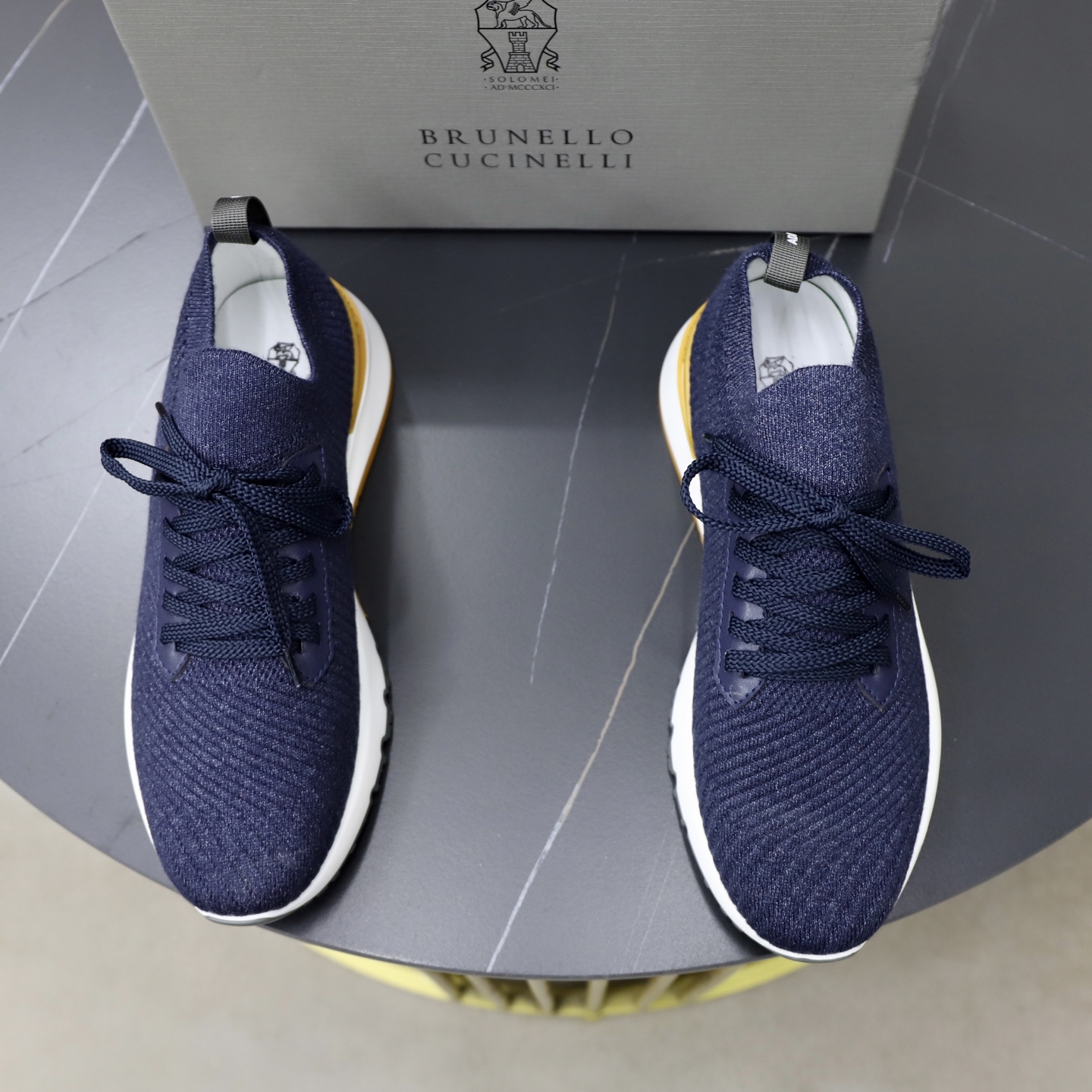 NO:831393,♂♂♂ Brand BC Standard code 38-44 (customized at 45) The same grade as the official website. Original material splicing. Comfortable and breathable lining. Lightweight and wear-resistant sports outsole. Style category: men's fashionable casual shoes, running sneakers, noble luxury brand elements, top luxury, color, actual picture color, sneakers19860909♂♂♂ 品牌BC 标准码38-44（45订做） 等级官网同款 材料原版材料拼接 舒适透气内里 轻便耐磨运动大底 款式类别男士时尚休闲鞋 跑步 运动鞋 尊贵奢侈品大牌元素 顶级奢华 颜色实物图片色,,sneakers,Men's shoes