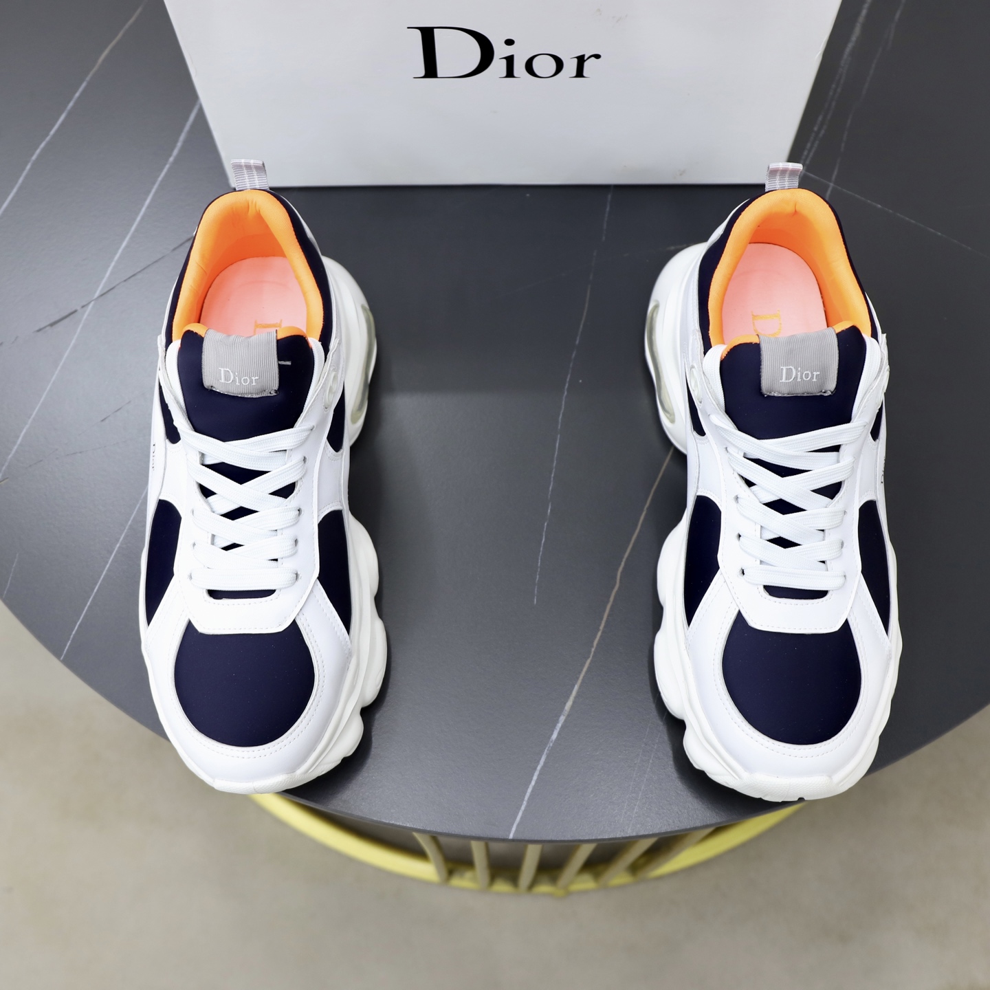 NO:885658,♂♂♂ Brand Dior DIOR Standard code 38-44 (45 customized) The same grade as the official website. Materials: original leather splicing. Comfortable and breathable lining. Original wear-resistant outsole. Style categories: men's fashionable casual shoes, running sneakers, noble luxury brand elements, top luxury, color, actual picture color, dior, dior, sneakers19860909♂♂♂ 品牌迪奥DIOR 标准码38-44（45订做） 等级官网同款 材料原厂皮料拼接 舒适透气内里 原厂耐磨大底 款式类别男士时尚休闲鞋 跑步 运动鞋 尊贵奢侈品大牌元素 顶级奢华 颜色实物图片色,,dior,dior,sneakers,Men's shoes