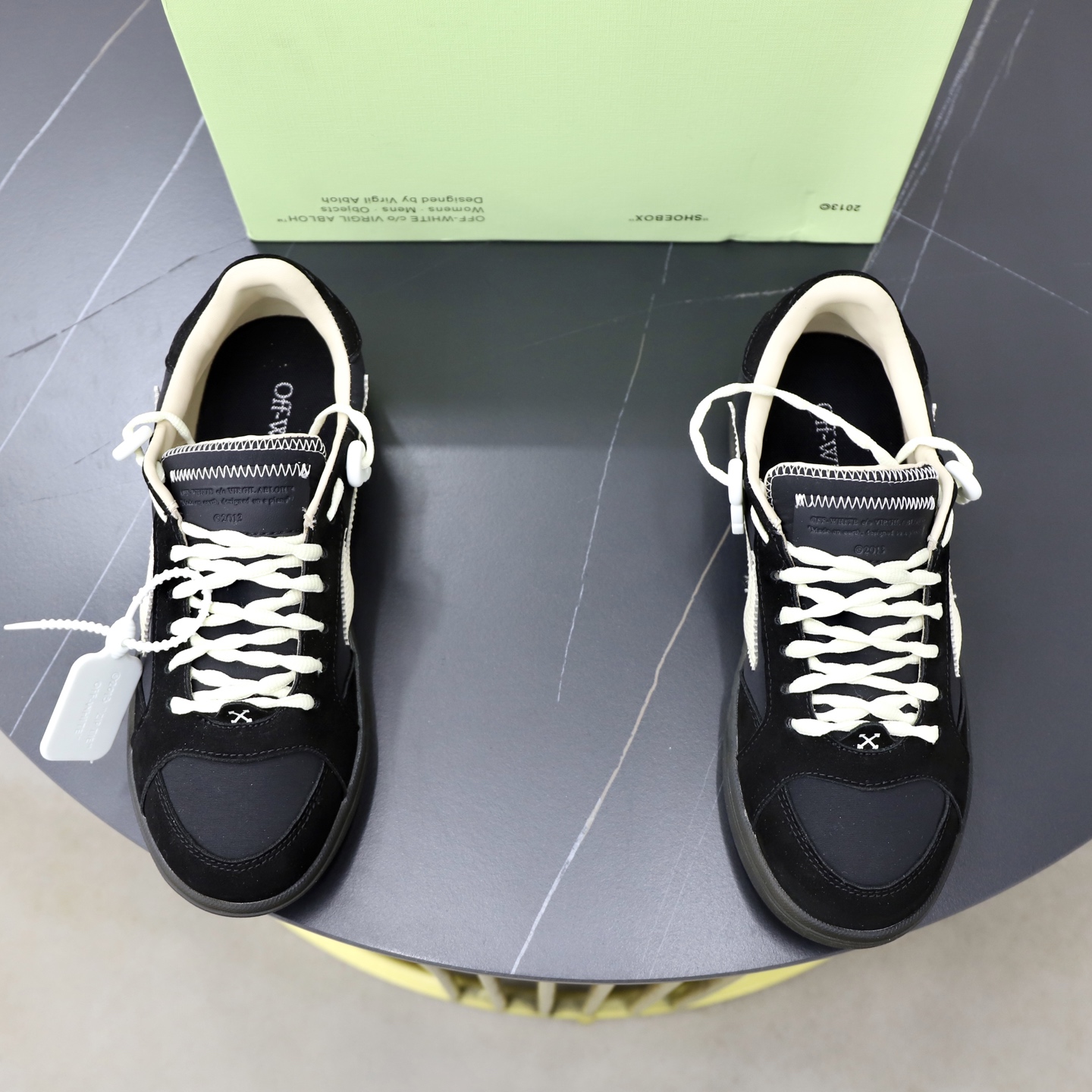 NO:886702,[off-white] The original one-to-one replica, high-end quality, the latest official website has not been launched yet, top version. Fabric imported cowhide, lining imported breathable mesh, outsole new material, imported TPU combination bottom, size: male 38-44 (45 can be customized), off white, cowhide19860909【off-white】原版一比一复刻狠货高端品质最新款官网还没上市,顶级版本. 面料进口牛皮 里布进口透气网布 大底新材料进口TPU组合底 码数:男38-44(45可定做),,off white,cowhide,Men's shoes