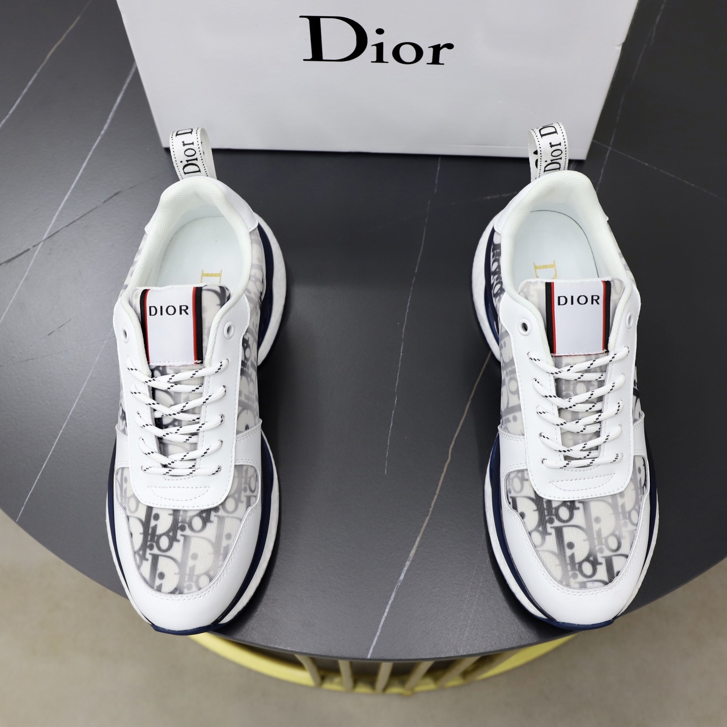 NO:898255,♂♂♂ Brand Dior DIOR Standard code 38-44 (customized at 45) The same grade as the official website Materials Original knitted fabric splicing Comfortable and breathable lining Original wear-resistant outsole Style Category Men's fashionable casual shoes Running sneakers Distinguished luxury brand elements Top luxury Colors Actual picture color, dior, dior, sneakers19860909♂♂♂ 品牌迪奥DIOR 标准码38-44（45订做） 等级官网同款 材料原厂针织面料拼接 舒适透气内里 原厂耐磨大底 款式类别男士时尚休闲鞋 跑步 运动鞋 尊贵奢侈品大牌元素 顶级奢华 颜色实物图片色,,dior,dior,sneakers,Men's shoes