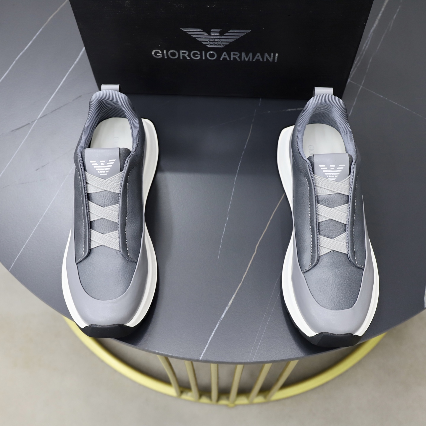 NO:898706,♂♂♂ Brand Armani ARM NI Standard code 38-44 (45 customized) The same grade as the official website. Material original cowhide stitching. Comfortable and breathable lining. Lightweight and wear-resistant outsole. Style category: men's fashionable casual shoes, running sneakers, noble luxury brand elements, top luxury, color, actual picture color, armani, sneakers, cowhide19860909♂♂♂ 品牌阿玛尼ARM NI 标准码38-44（45定制） 等级官网同款 材料原版牛皮拼接 舒适透气内里 轻便耐磨大底 款式类别男士时尚休闲鞋 跑步 运动鞋 尊贵奢侈品大牌元素 顶级奢华 颜色实物图片色,,armani,sneakers,cowhide,Men's shoes