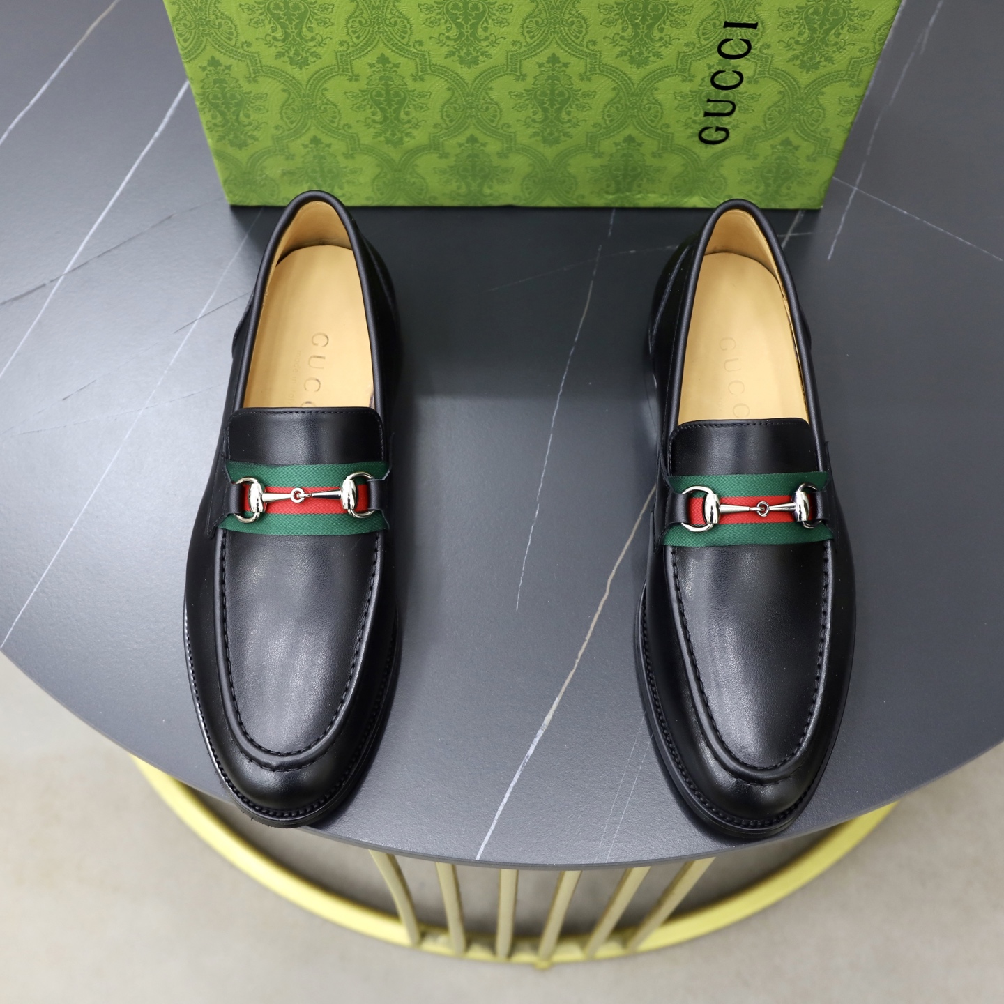 NO:955828,:♂♂♂Niuli Brand Gucci Size 38-44 (45 can be customized) Level Counter classic Material Original soft cowhide upper Comfortable cowhide lining Original lightweight outsole Style Category Business casual slip-on Driving leather shoes Color Actual picture color,,gucci,cowhide19860909:♂♂♂牛里 品牌古奇GUCCI 尺码38-44（45可定制） 等级 专柜经典款 材料 原版软牛皮鞋面 舒适牛皮内里 原版轻便大底 款式类别商务休闲套脚 驾车皮鞋 颜色实物图片色,,gucci,cowhide,Men's shoes