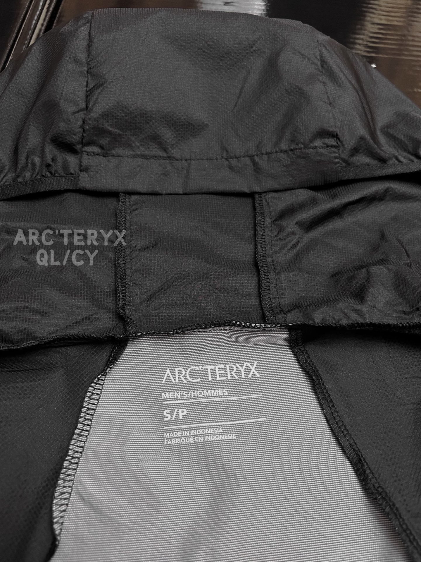 Arc'teryx ARC'TERYX /始祖鸟Norvan Windshell Hoody男女连帽衫轻量风壳夹克 户外休闲皮肤衣透气防晒服 10354