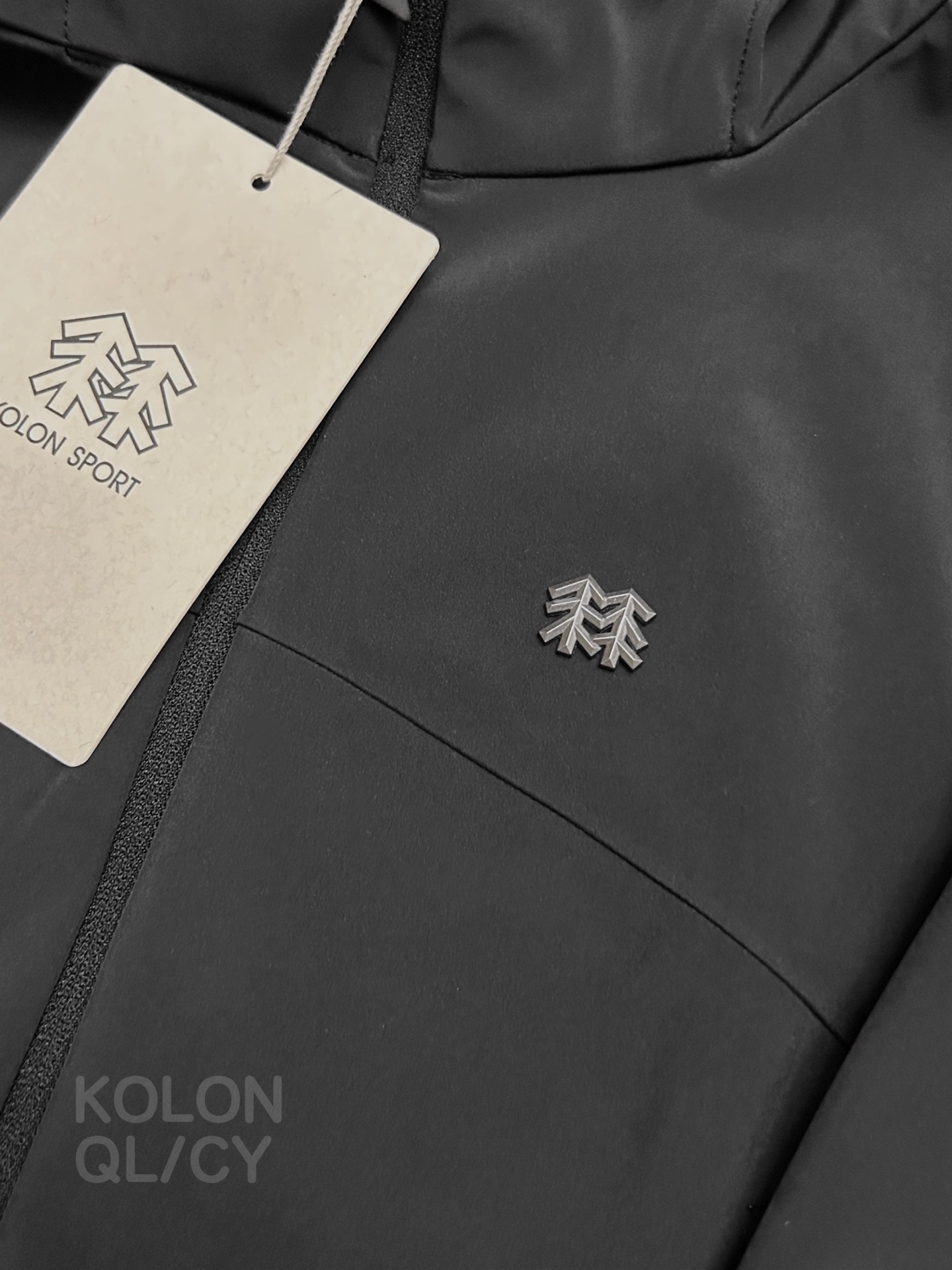 Moncler G18 女款马年限定