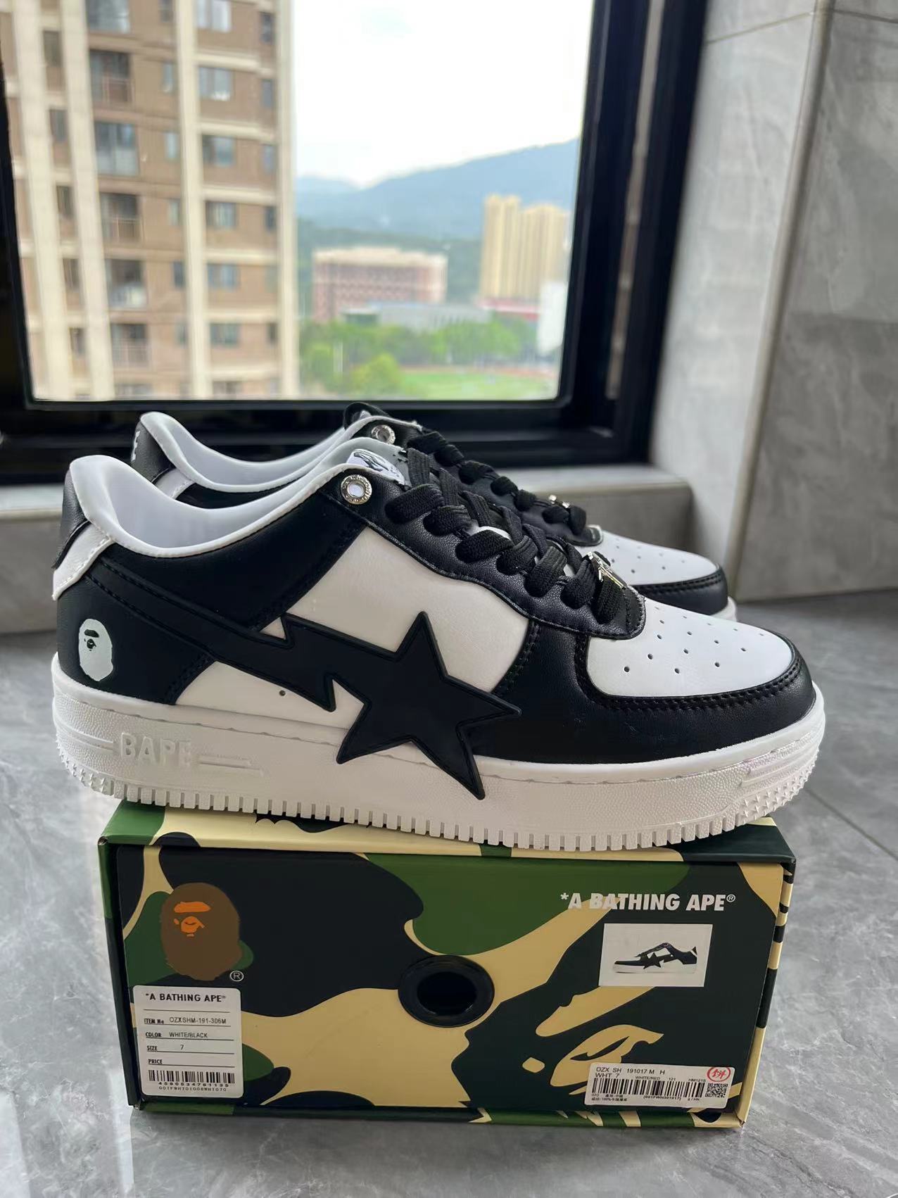 新配色更新
放💰140头层
Z2真标版本Bape x Nk Air Force 1'07 Low *A BATHING APE * "新配色" Nigo品牌 猿人头 空军一号低帮休闲板鞋 
原楦原纸板 纯正版型 高清洁度 内置全掌气垫
尺码：36-46带半码