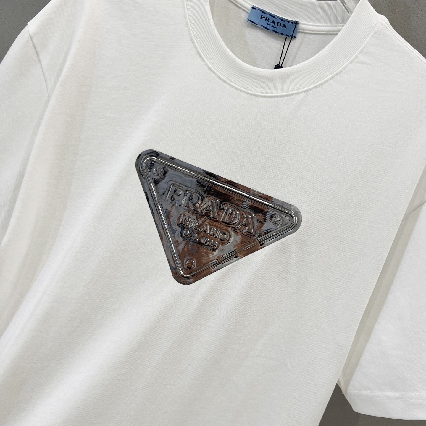 Prada/普拉达 25ss 镭射胶印三角短袖