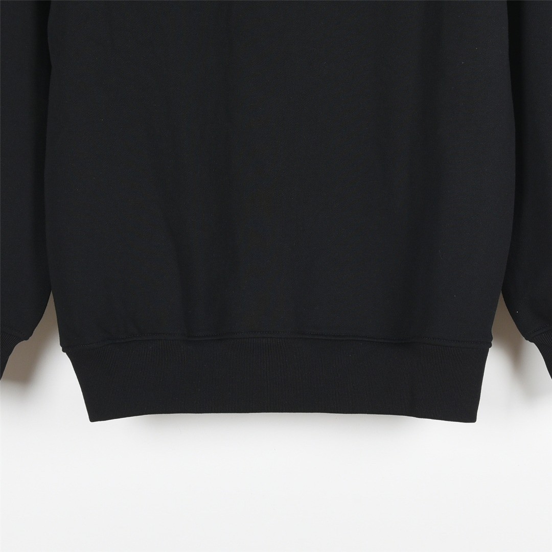 Prada普拉达 25Fw 经典领口缝线三角标尼龙袋鼠口袋连帽卫衣黑色-Chinese UA Cheap High Quatity Brand Clothes Bags handbags Sneakers wholesale wholesaler seller from China Factory suppliers Fashion Clothing Shoes best Quality Beautiful Price Prada普拉达 25Fw 经典领口缝线三角标尼龙袋鼠口袋连帽卫衣黑色