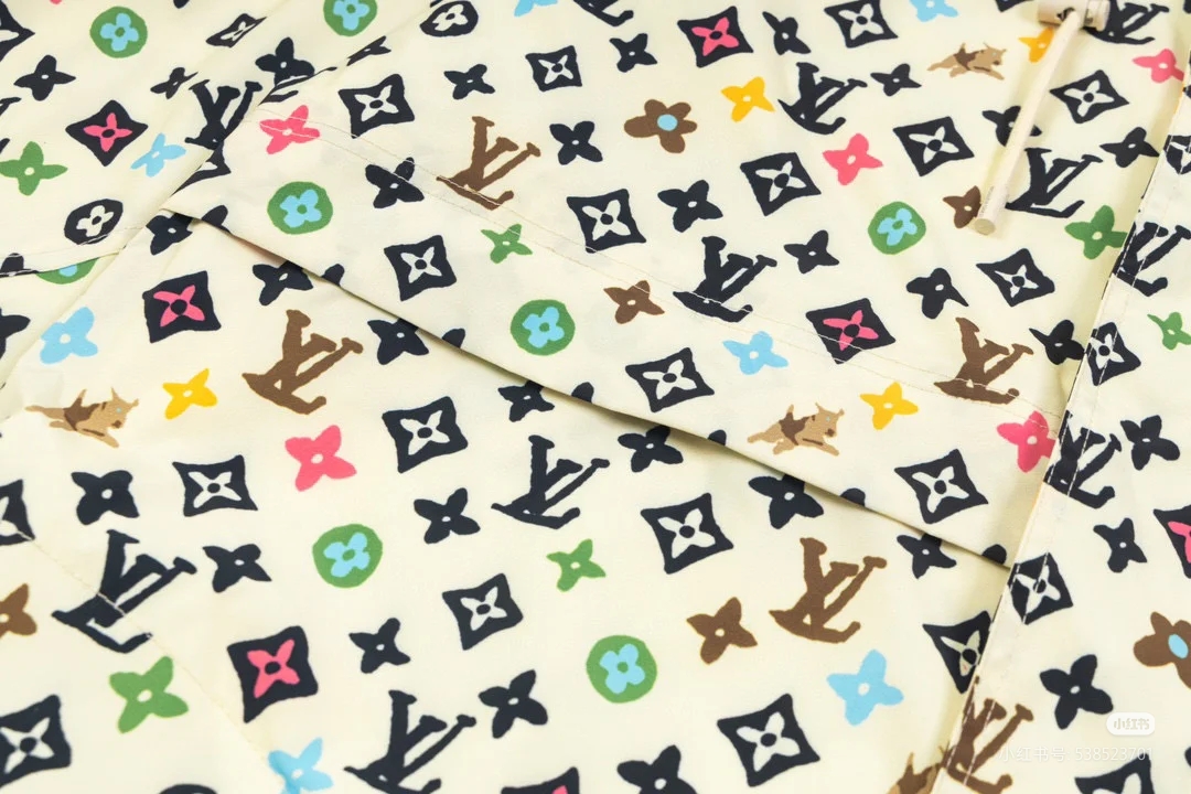 LouisVuitton 路易威登 monogram老花满印夹拉链-Chinese UA Cheap High Quatity Brand Clothes Bags handbags Sneakers wholesale wholesaler seller from China Factory suppliers Fashion Clothing Shoes best Quality Beautiful Price LouisVuitton 路易威登 monogram老花满印夹拉链