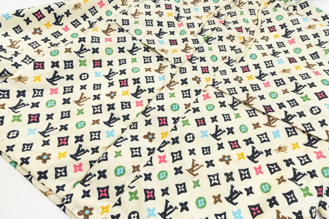 LouisVuitton 路易威登 monogram老花满印夹拉链-Chinese UA Cheap High Quatity Brand Clothes Bags handbags Sneakers wholesale wholesaler seller from China Factory suppliers Fashion Clothing Shoes best Quality Beautiful Price LouisVuitton 路易威登 monogram老花满印夹拉链