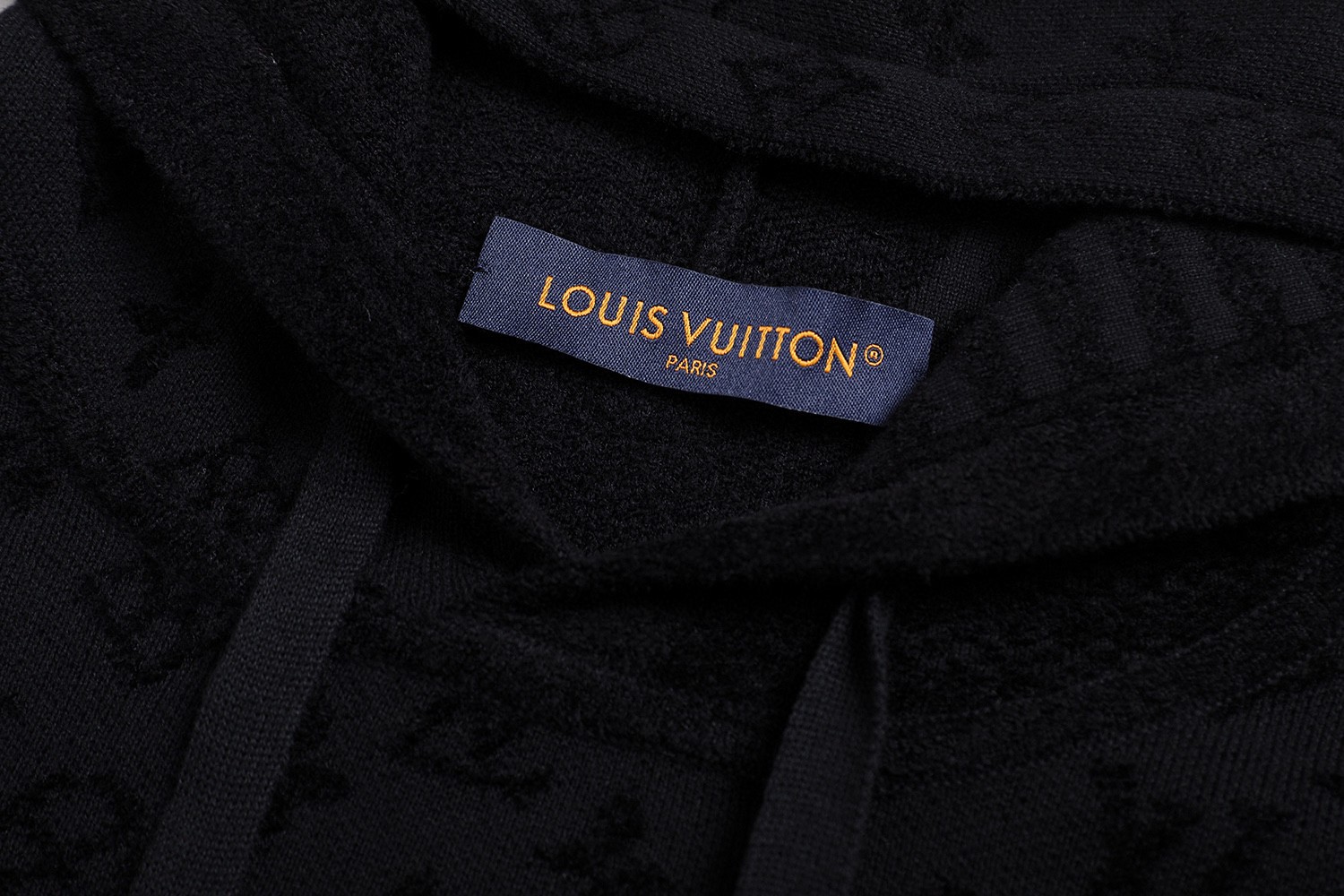 LOUIS VUITTON25SS提花连帽长袖卫衣 LOUIS VUITTON25SS提花连帽长袖卫衣