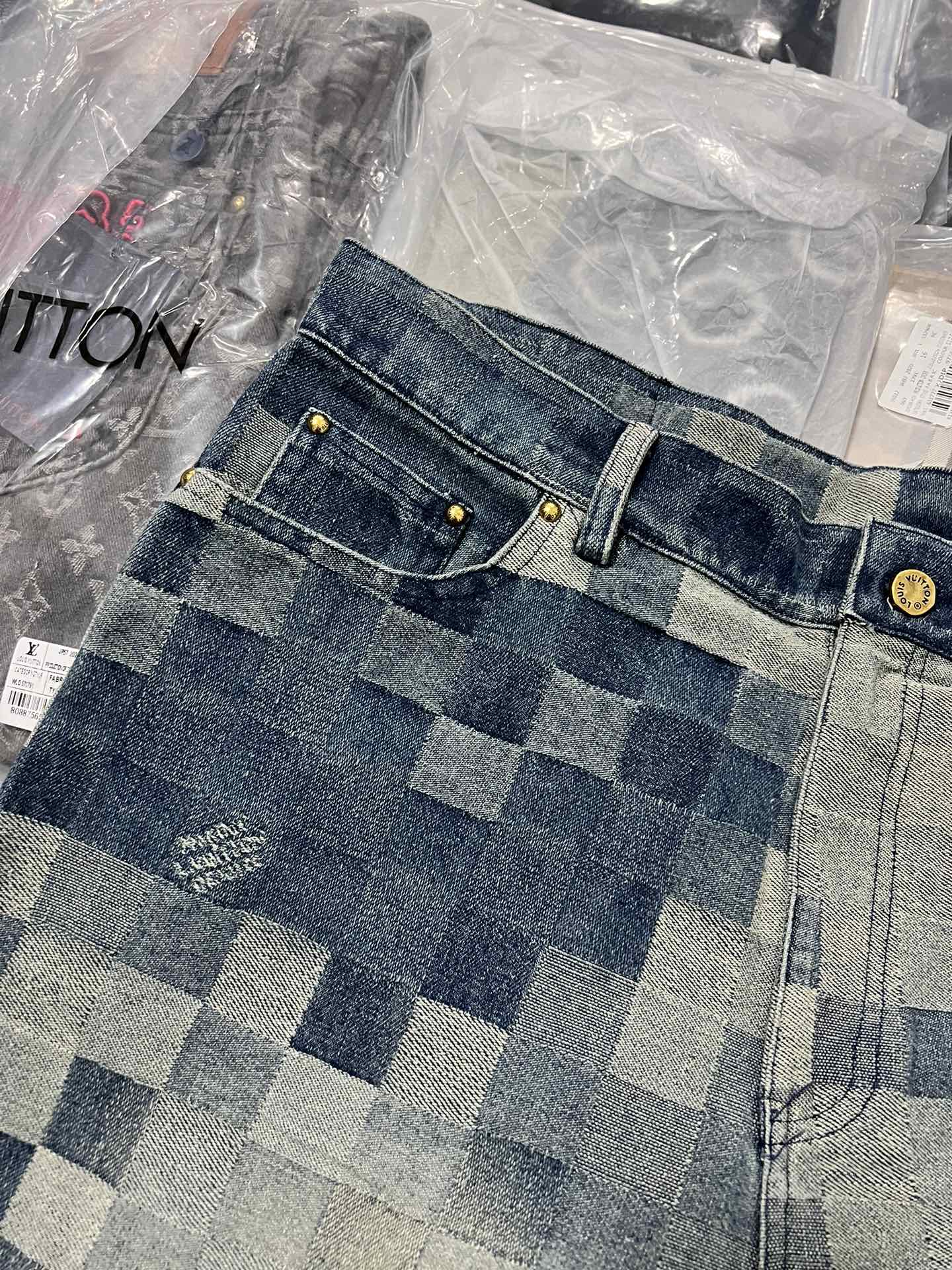 路易威登 Louis Vuitton 高定典藏名品高定成衣时装外套连衣裙衬衫T恤 #8CE4E2D7 4