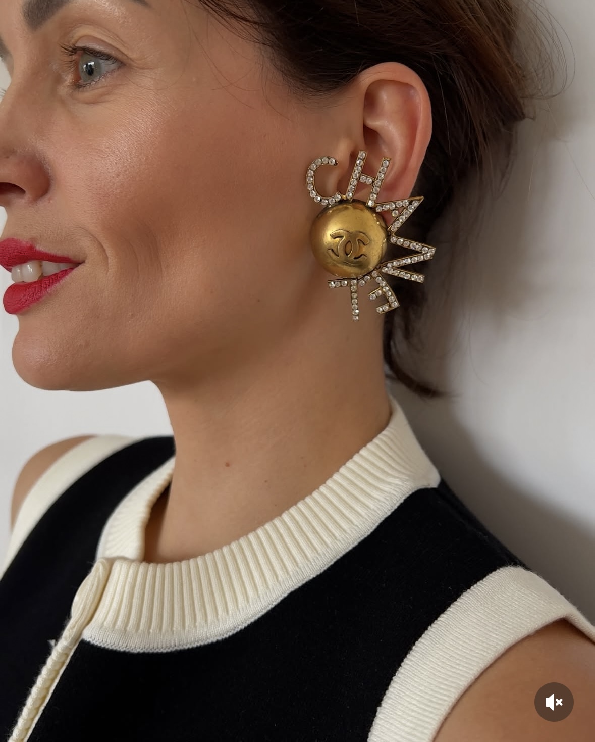 NO:720663,88220,Xiaoxiang medieval vintage letter earrings, earrings,Cardia high-end jewelry1986090988220,小香中古vintage字母耳夹 耳环,,earrings,卡迪亚高端饰品,Jewelry