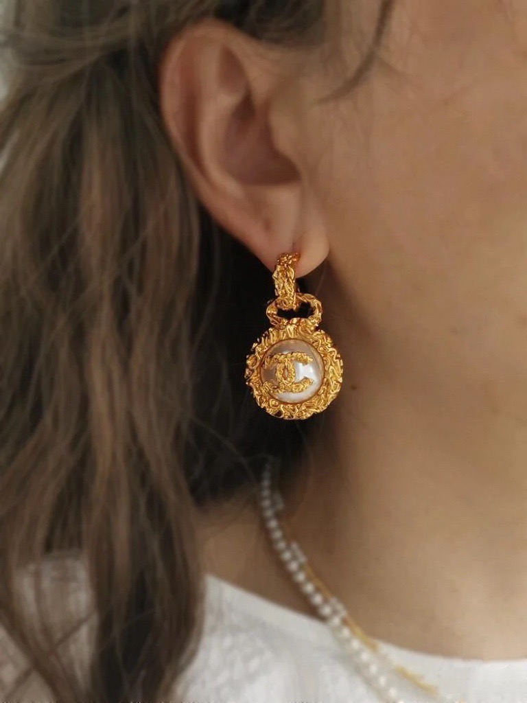 NO:765446,Xiaoxiang Lava series pearl earrings, earrings, Cardia high-end jewelry19860909小香熔岩系列珍珠耳环 耳钉,,earrings,卡迪亚高端饰品,Jewelry
