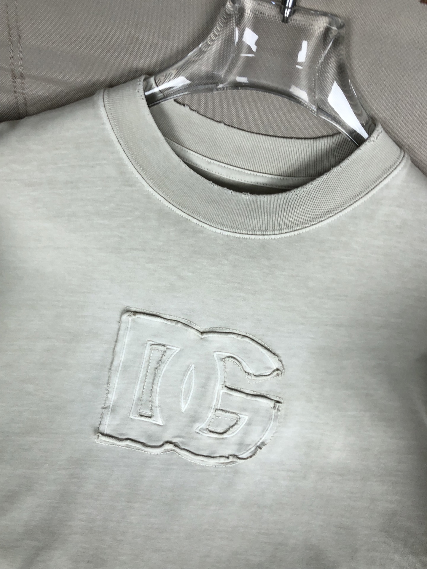  🆕杜嘉班纳D&G🆕 2024新款 重磅秋冬T恤🏖，官网同步 原版1-1复、洗水割烂工艺 ，做工精细无可