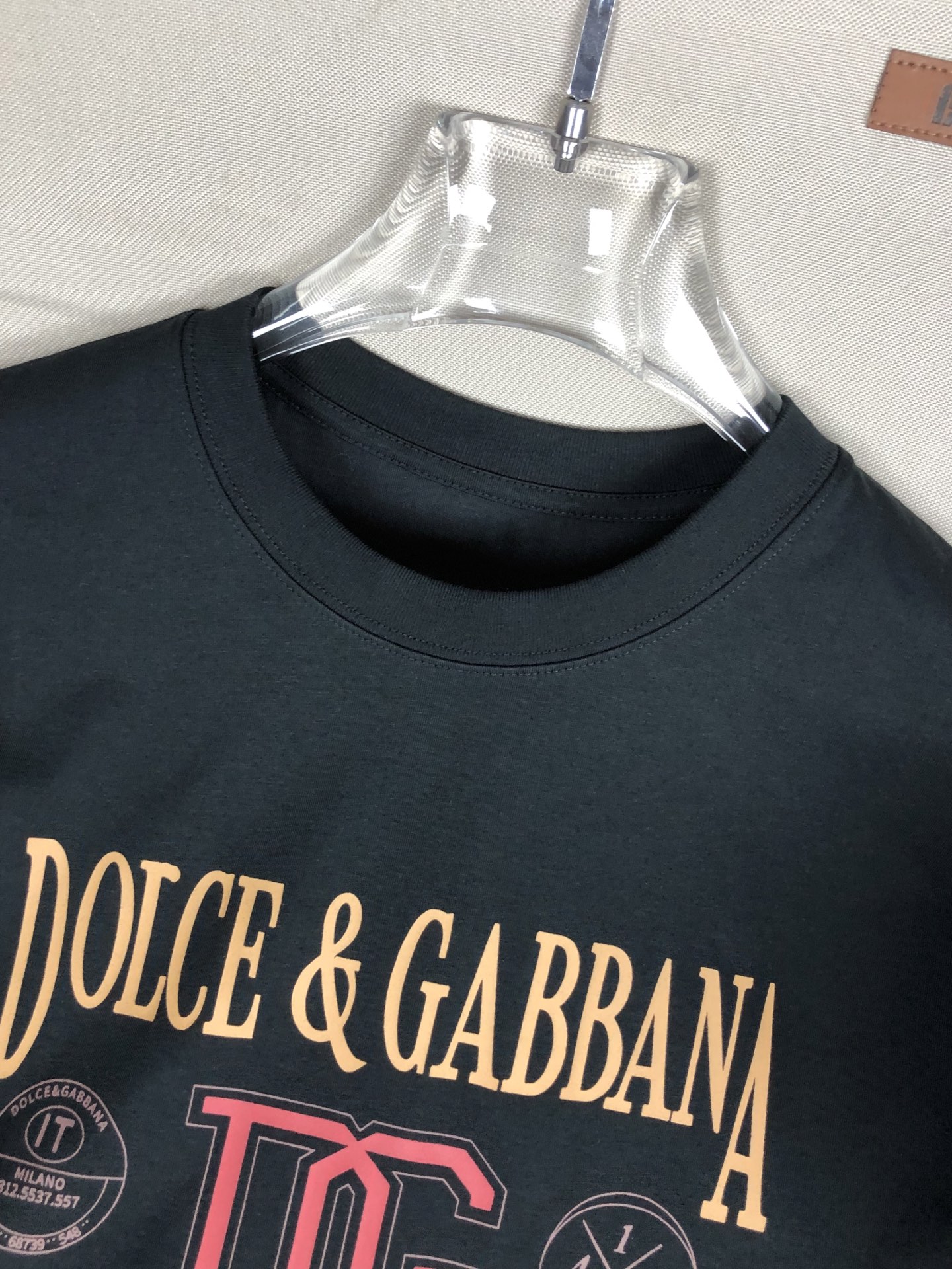  🆕杜嘉班纳D&G🆕 2024新款 重磅秋冬T恤🏖，官网同步 原版1-1复、洗水割烂工艺 ，做工精细无可