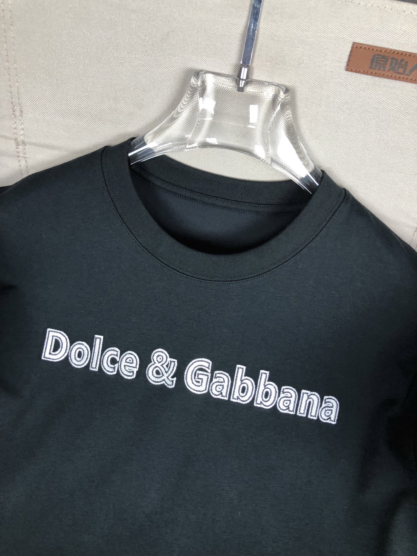  🆕杜嘉班纳D&G🆕 2025新款 重磅秋冬T恤🏖，官网同步 原版1-1复、洗水割烂工艺 ，做工精细无可