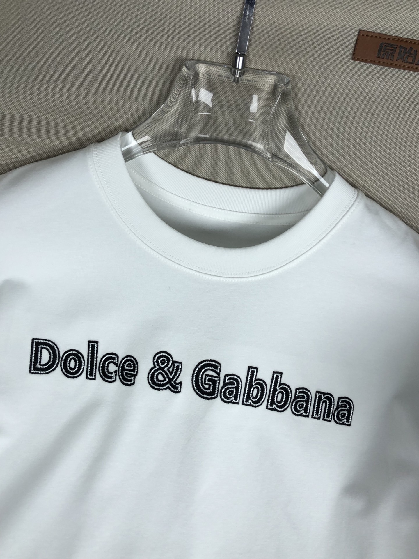  🆕杜嘉班纳D&G🆕 2025新款 重磅秋冬T恤🏖，官网同步 原版1-1复、洗水割烂工艺 ，做工精细无可