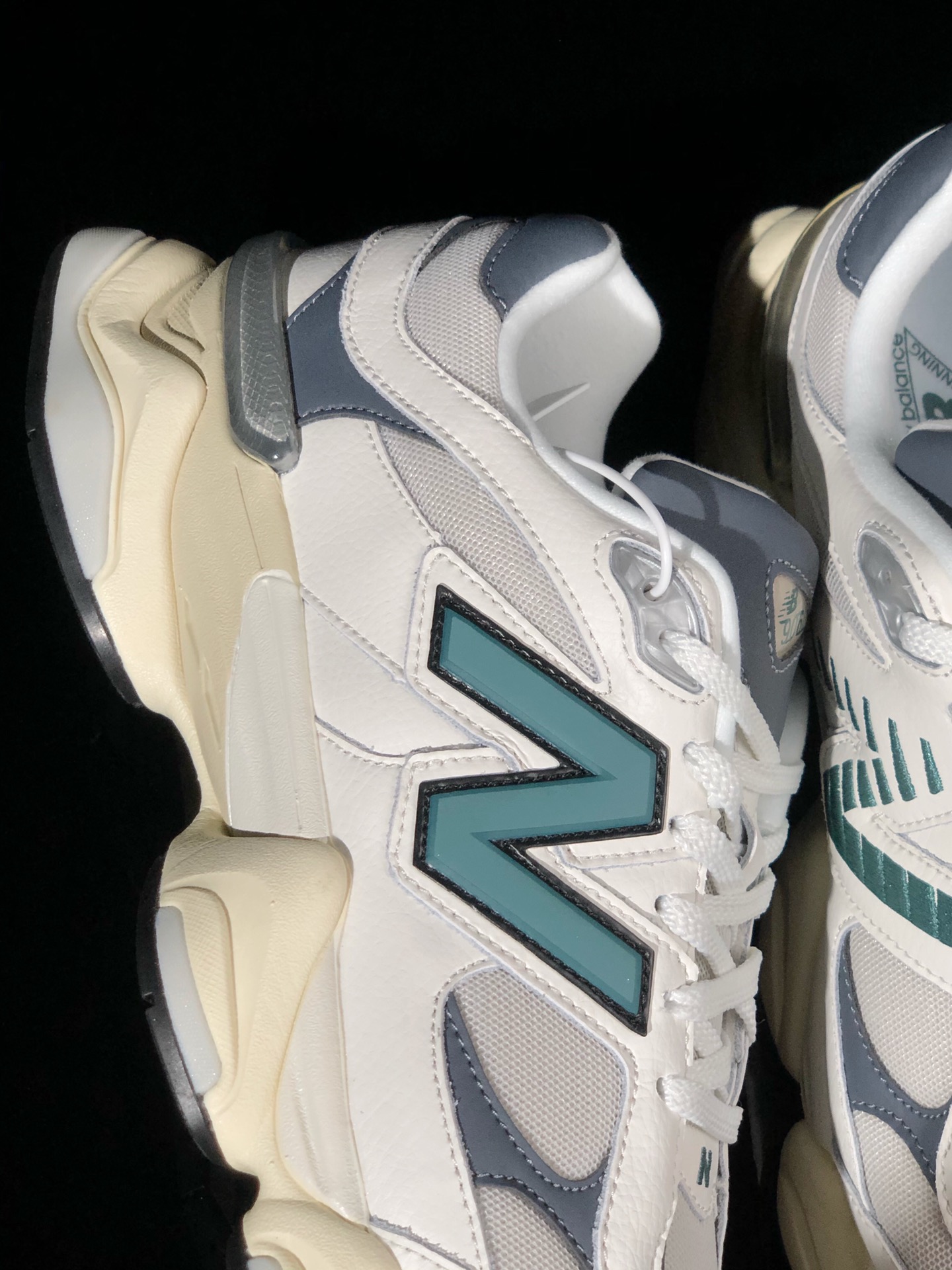 新百伦NBJoeFreshgoodsxNewBalance公司级版本NB9060复古休闲运动慢跑鞋鞋款灵