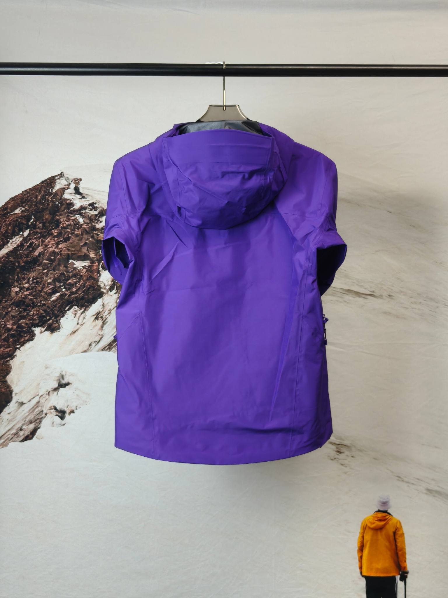 终端供应💰220

ARC'TERYX丨始祖鸟LT童装冲锋衣

Size：110-150