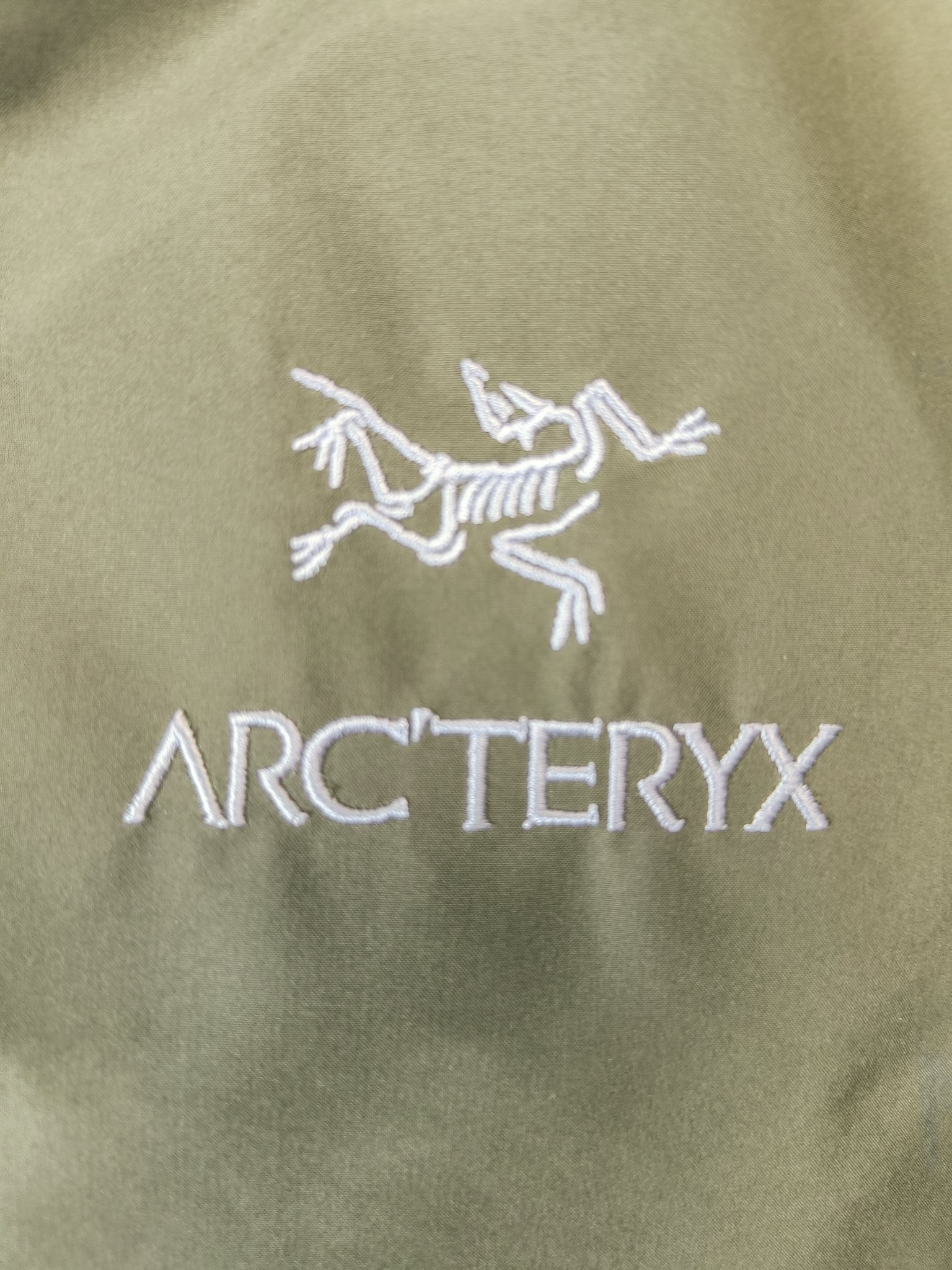 终端供应💰220

ARC'TERYX丨始祖鸟LT童装冲锋衣

Size：110-150