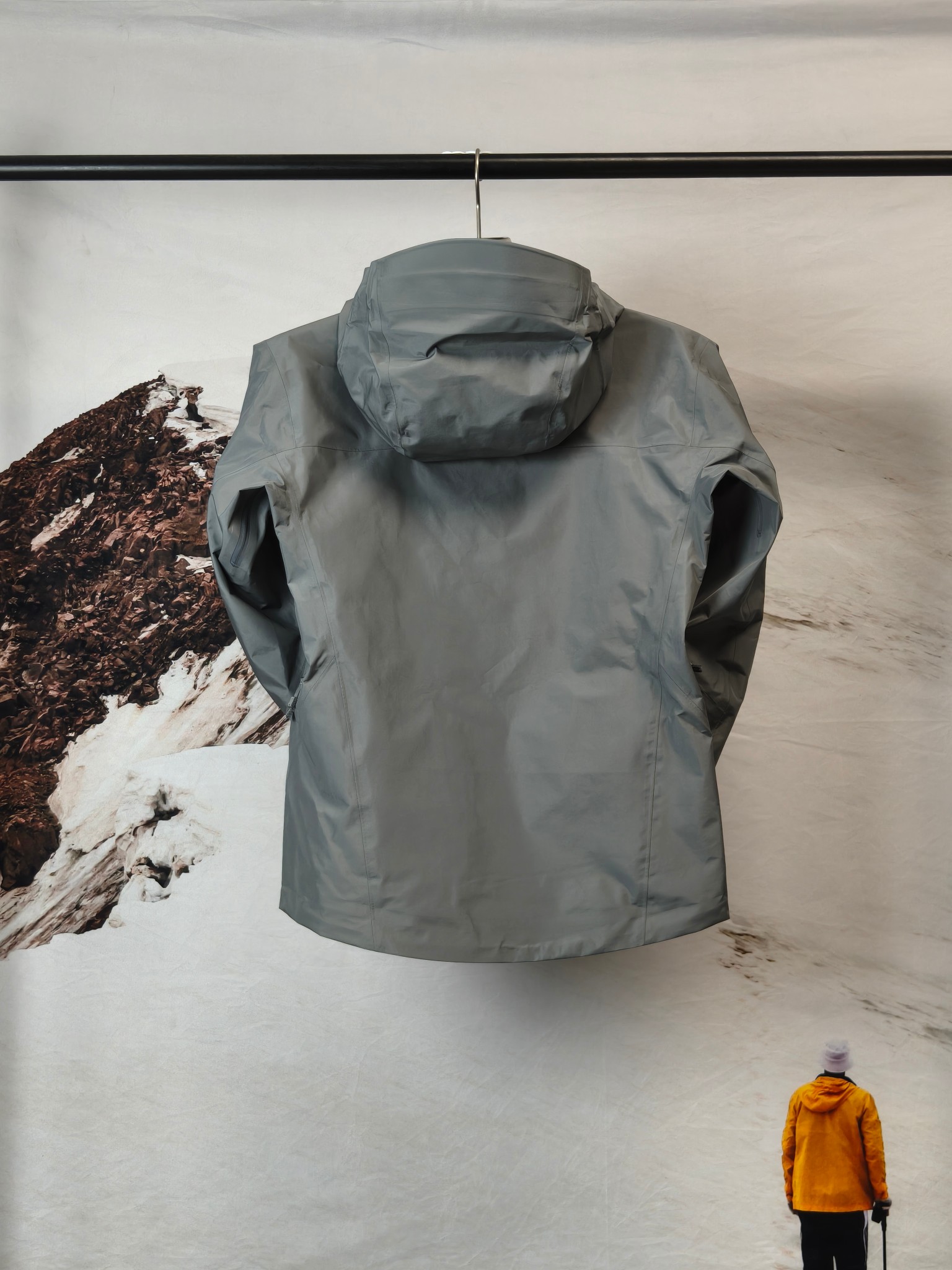 终端供应💰220

ARC'TERYX丨始祖鸟LT童装冲锋衣

Size：110-150